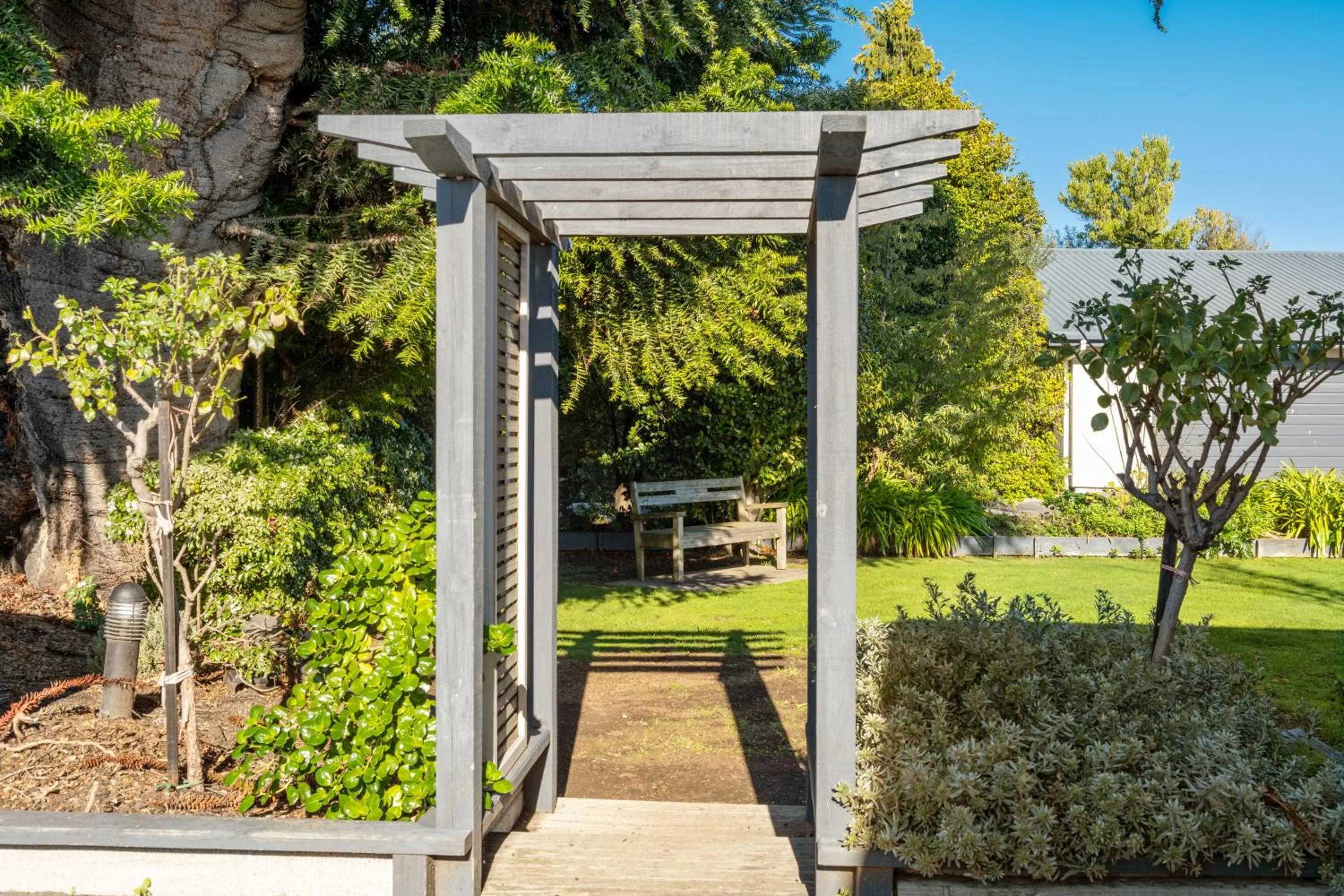 Garden in Grove Park Motor Lodge