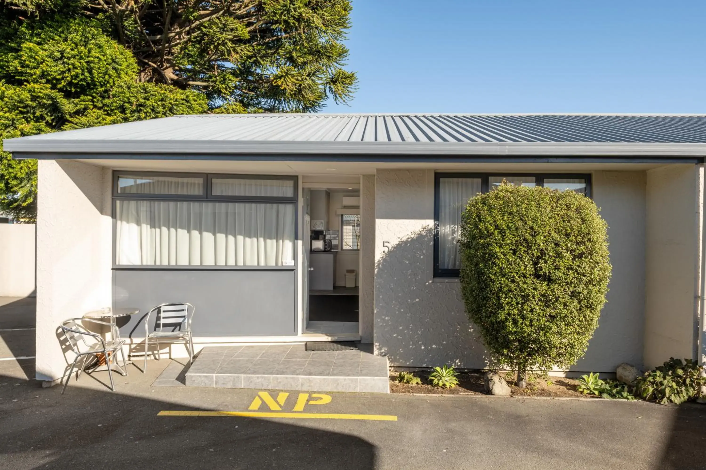 Two Bedroom Unit in Grove Park Motor Lodge Two Bedroom Unit in Grove Park Motor Lodge