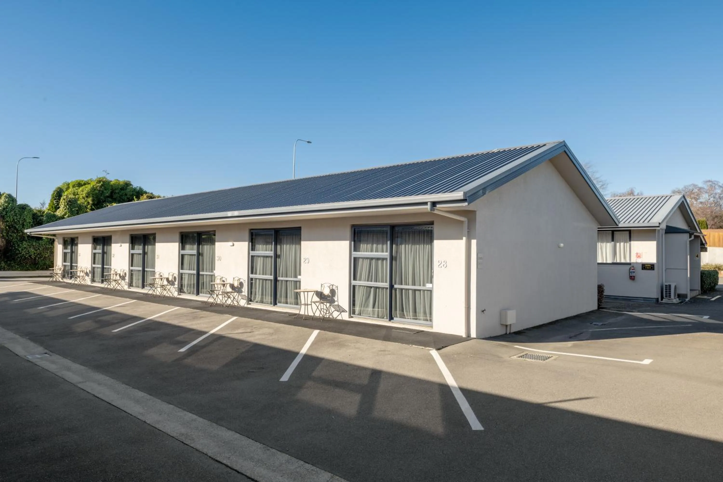 Property building in Grove Park Motor Lodge