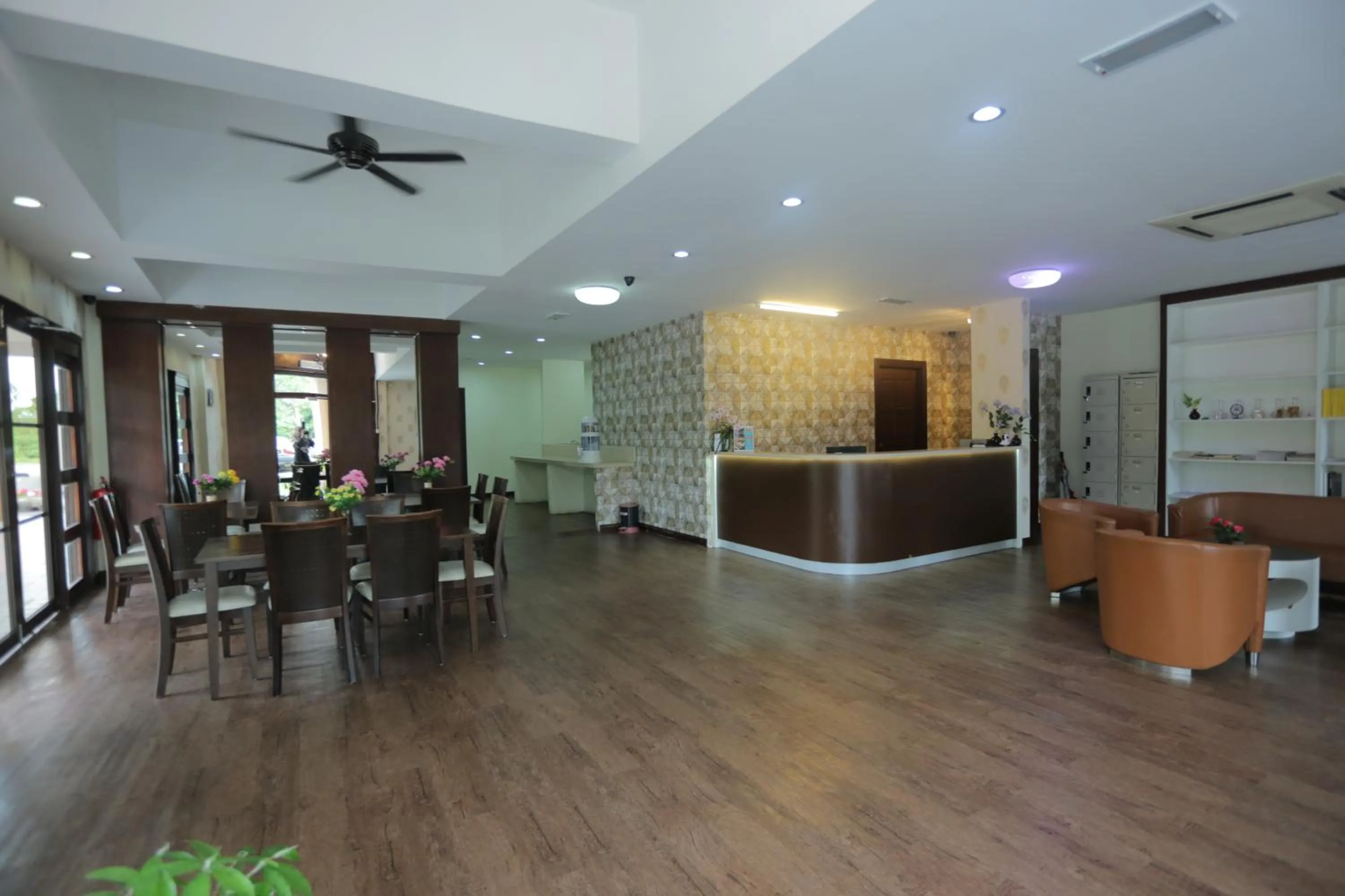 Lobby or reception in JAM Hotel Kota Warisan Sepang @ ERL Salak Tinggi, KLIA 1-2 & F1