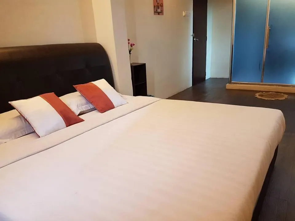 Bed in JAM Hotel Kota Warisan Sepang @ ERL Salak Tinggi, KLIA 1-2 & F1