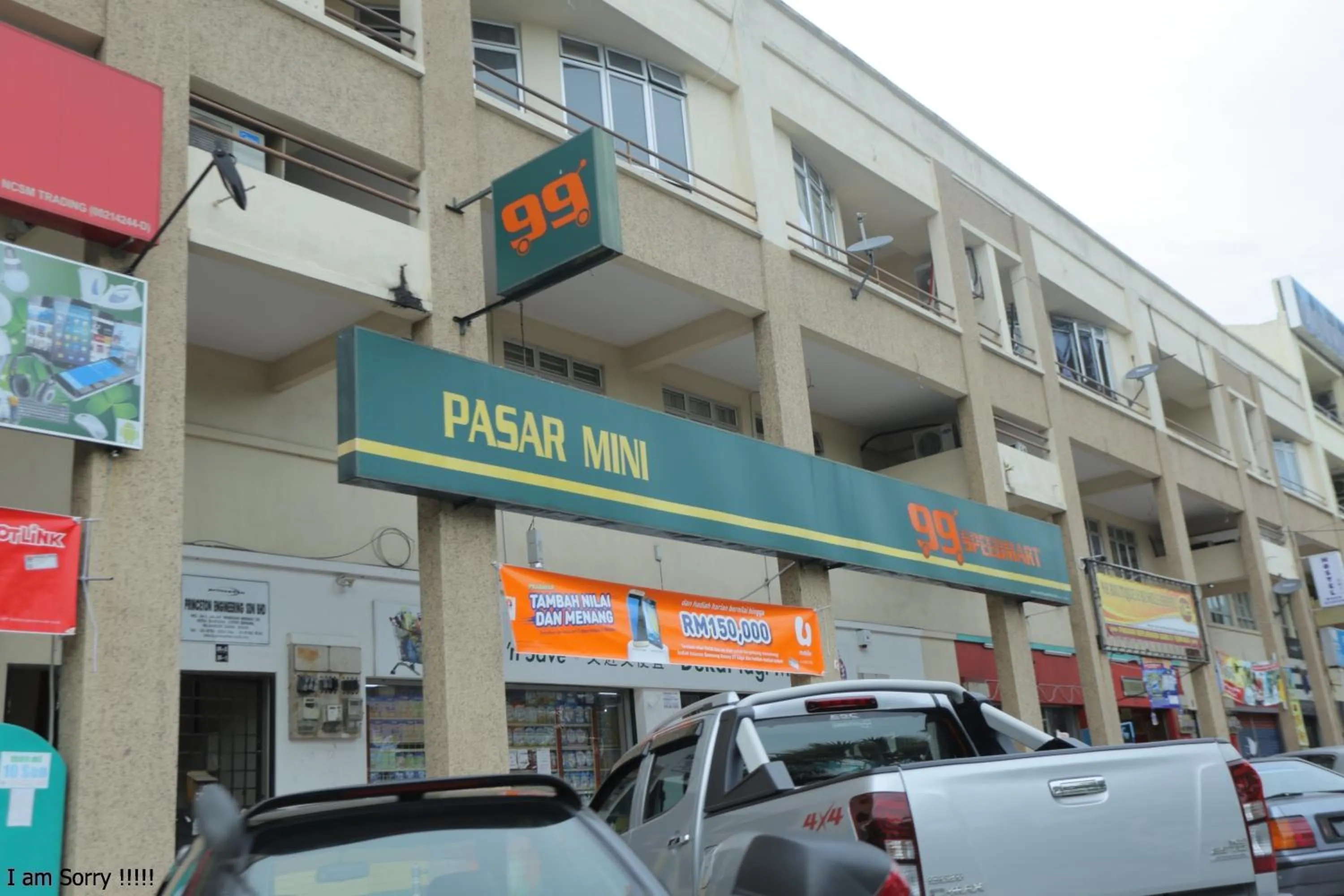 Nearby landmark in JAM Hotel Kota Warisan Sepang @ ERL Salak Tinggi, KLIA 1-2 & F1