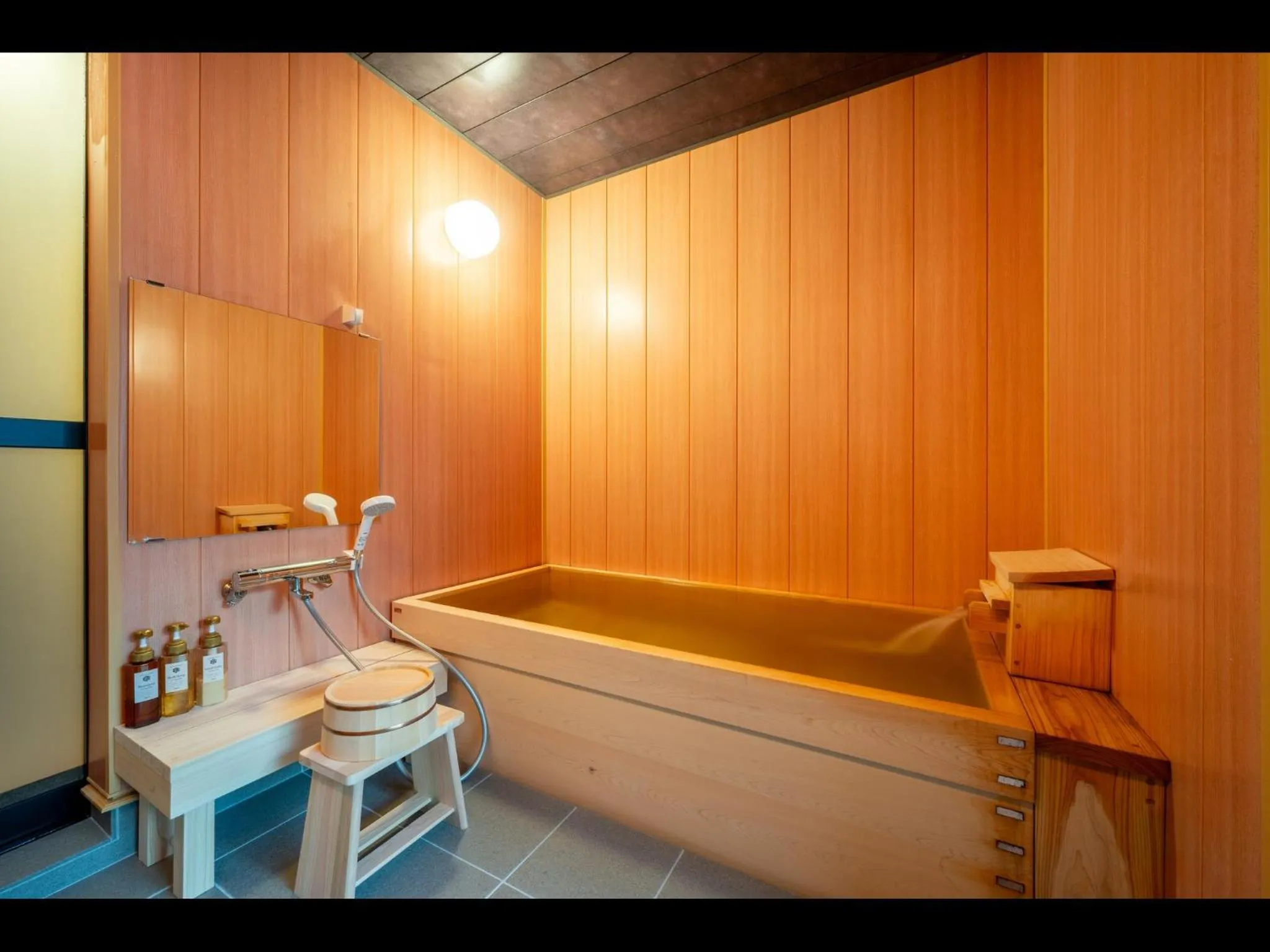 Photo of the whole room in Dai Onsen Matsudaya Ryokan