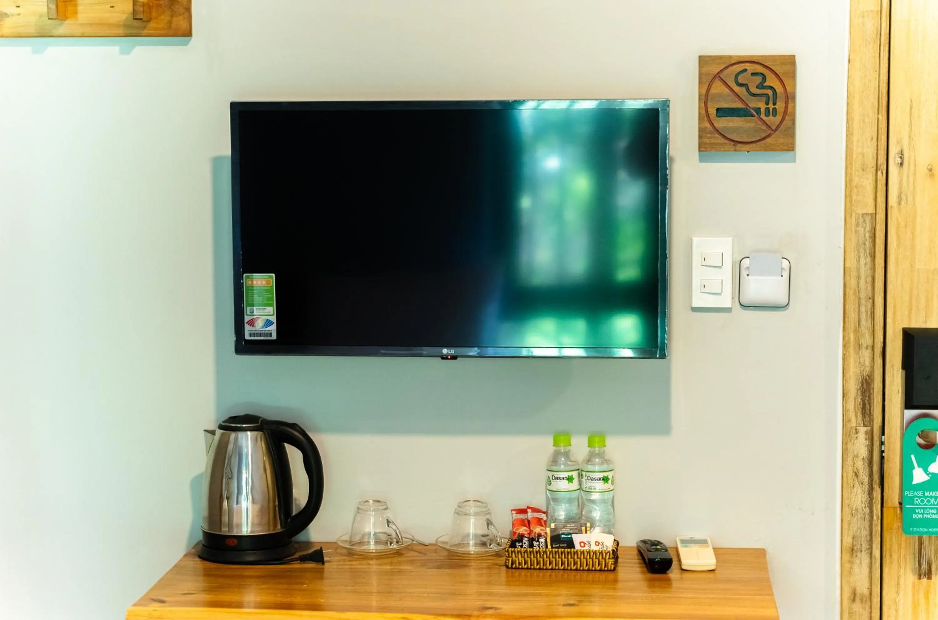 TV and multimedia in 9Station Hostel & Bar Phu Quoc