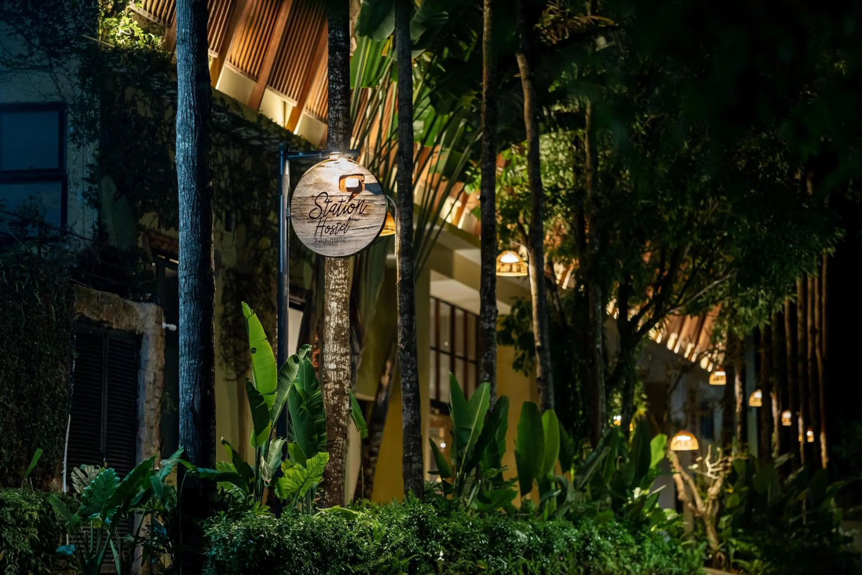 Night in 9Station Hostel & Bar Phu Quoc