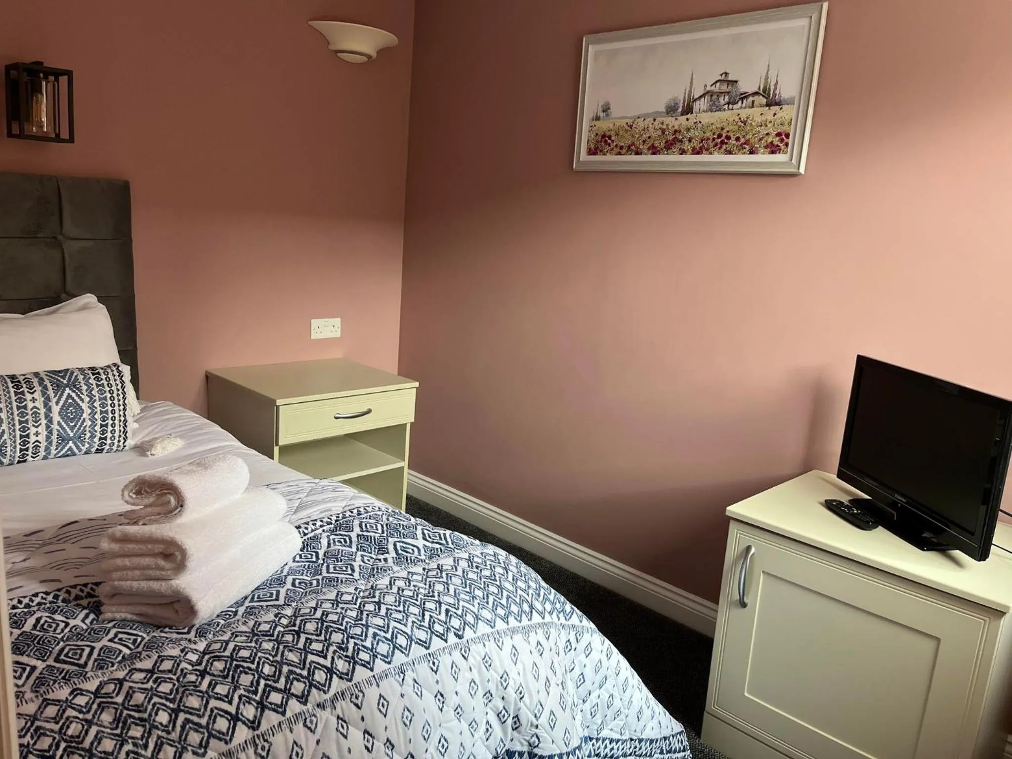 Bed in Alexander Park B&B