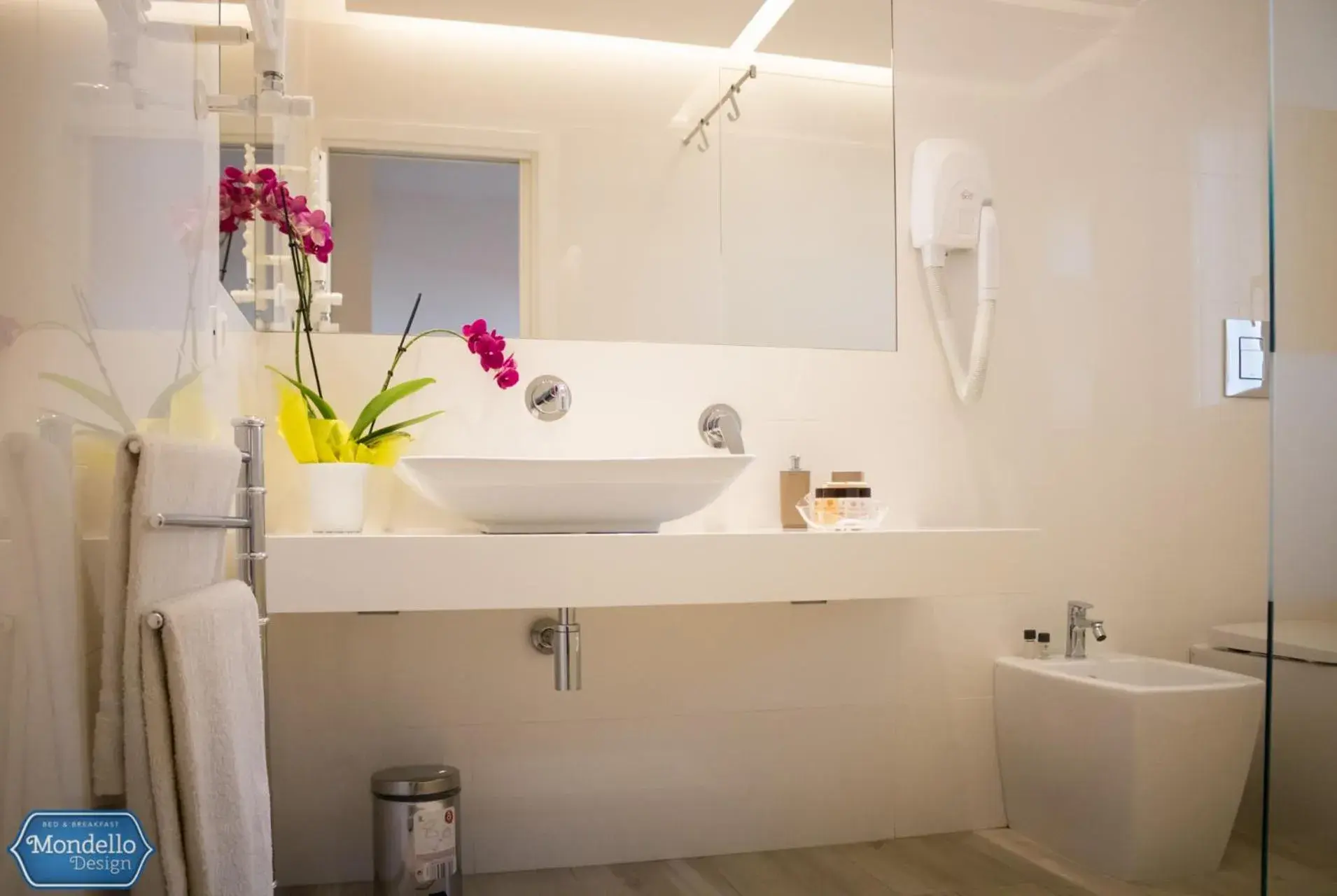 Deluxe Double Room with Balcony in B&B Mondello Design Deluxe Double Room with Balcony in B&B Mondello Design