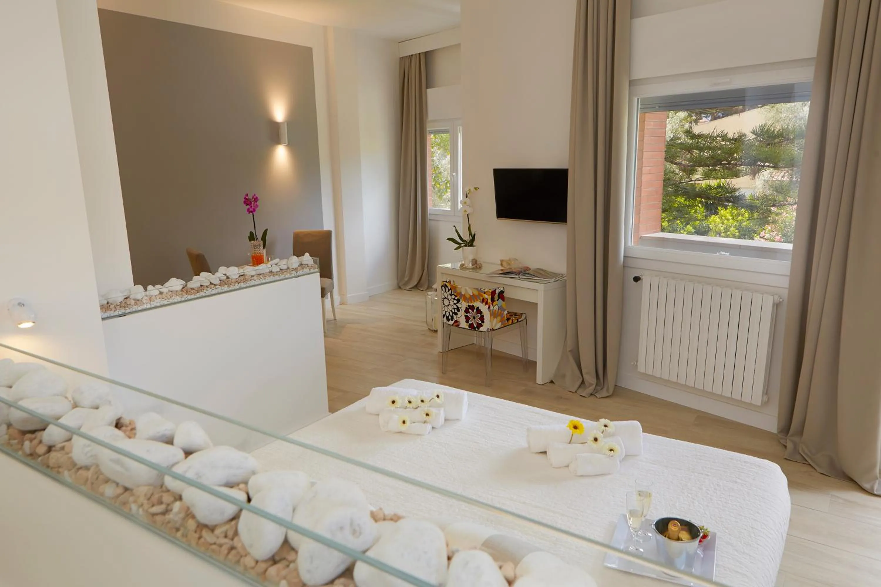 Bedroom, Bed in B&B Mondello Design