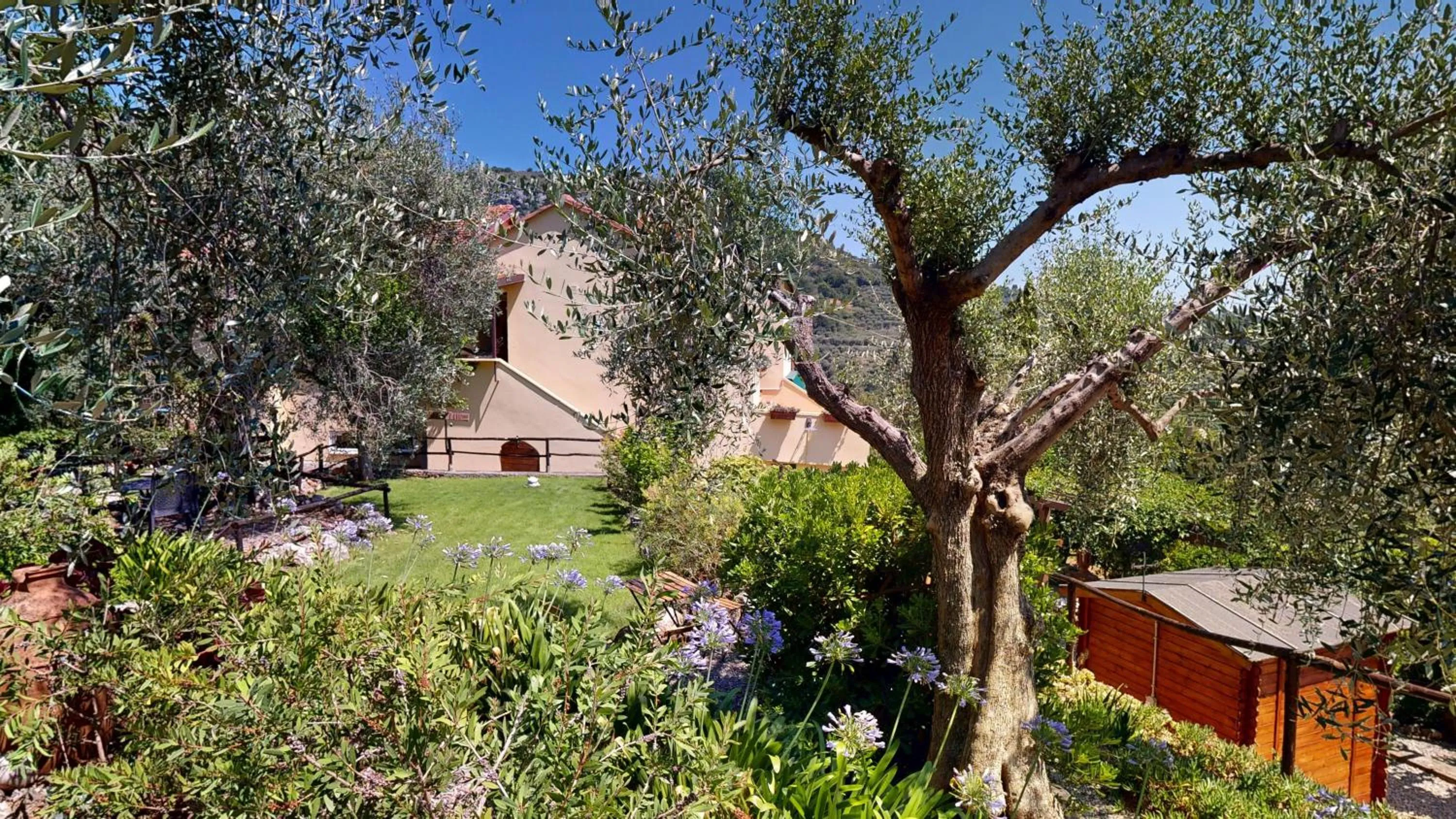 Property building in Ai Cinque Campanili