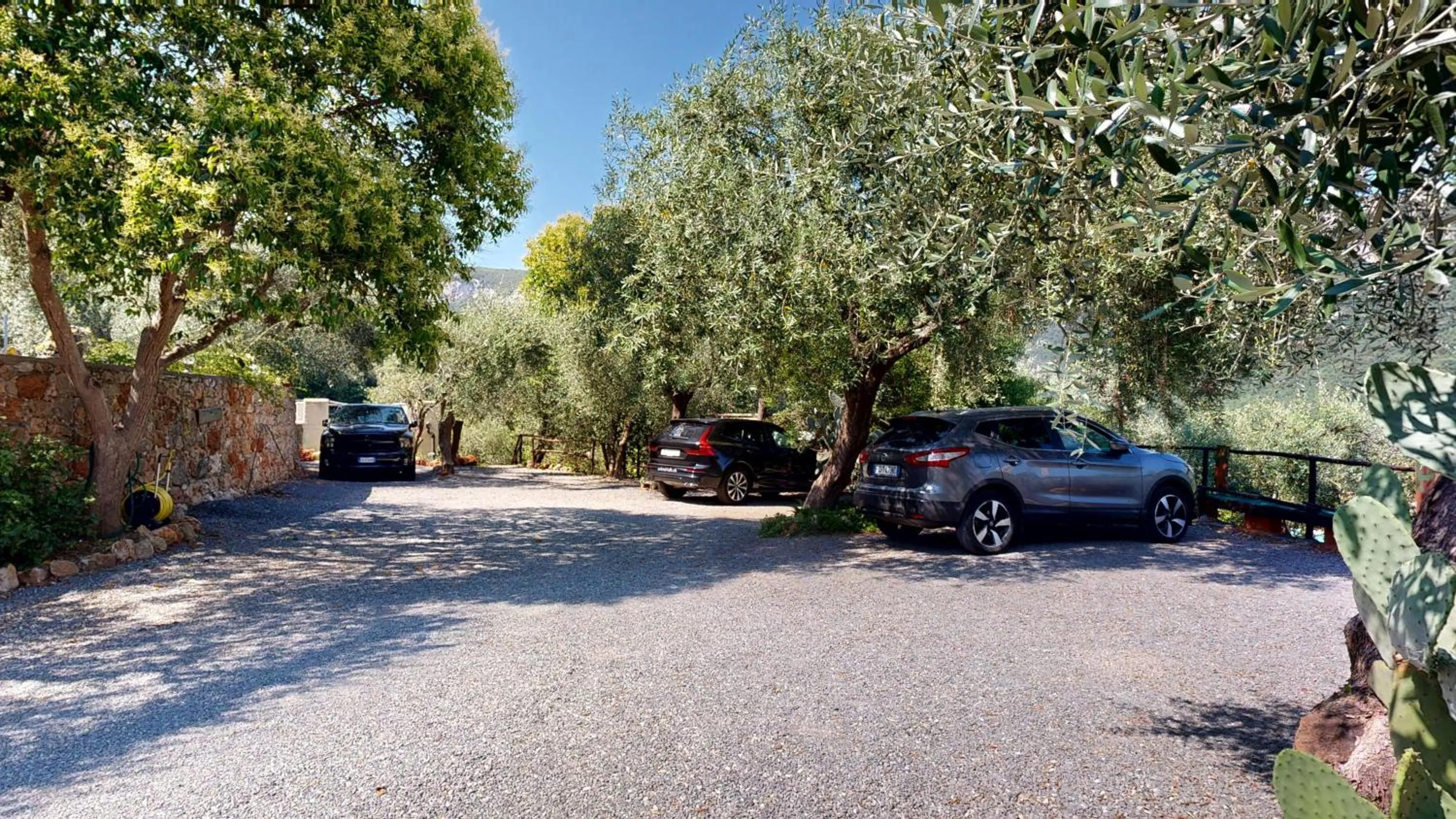 Parking in Ai Cinque Campanili