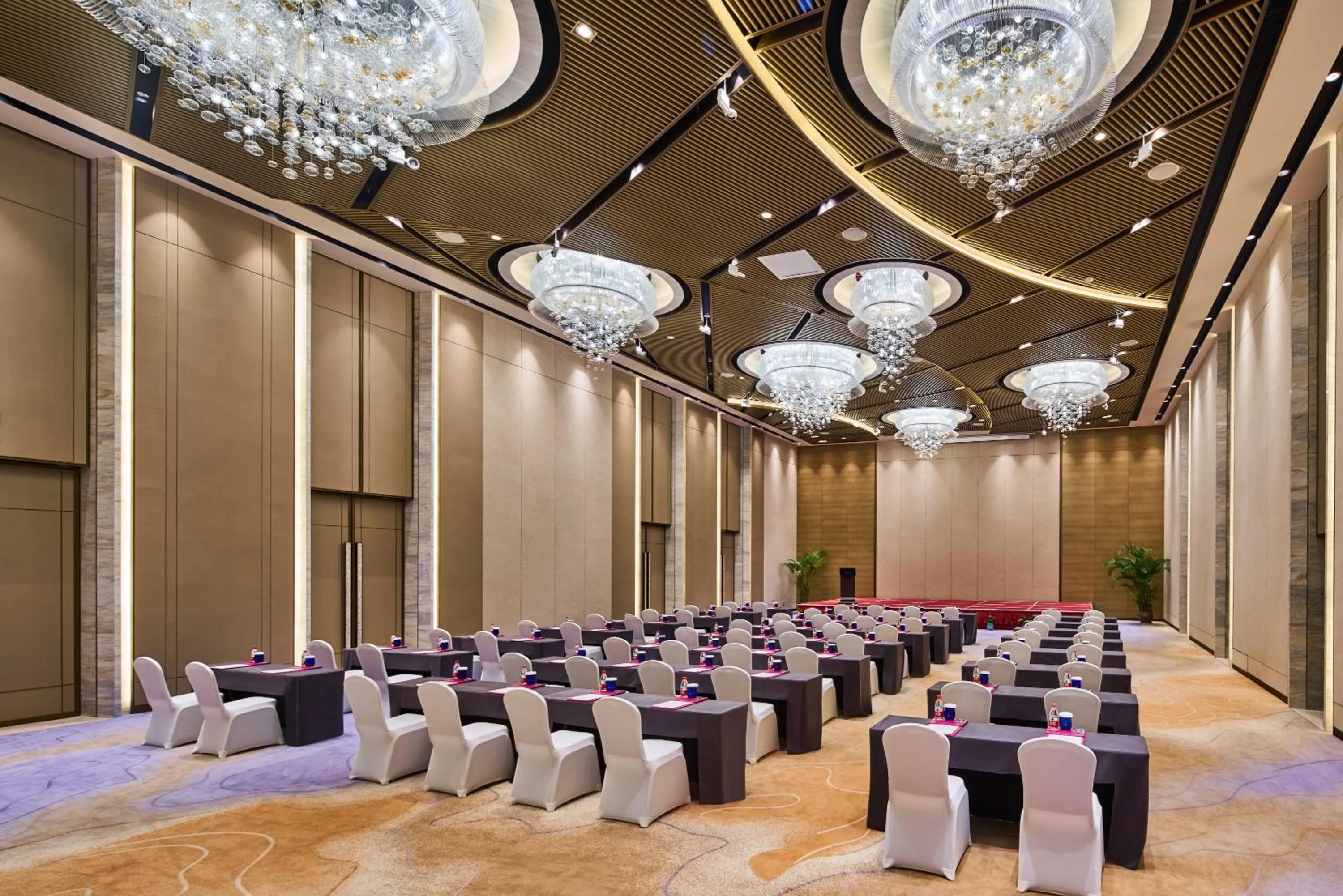Banquet/Function facilities in Crowne Plaza Ningbo Xiangshan Sea View by IHG