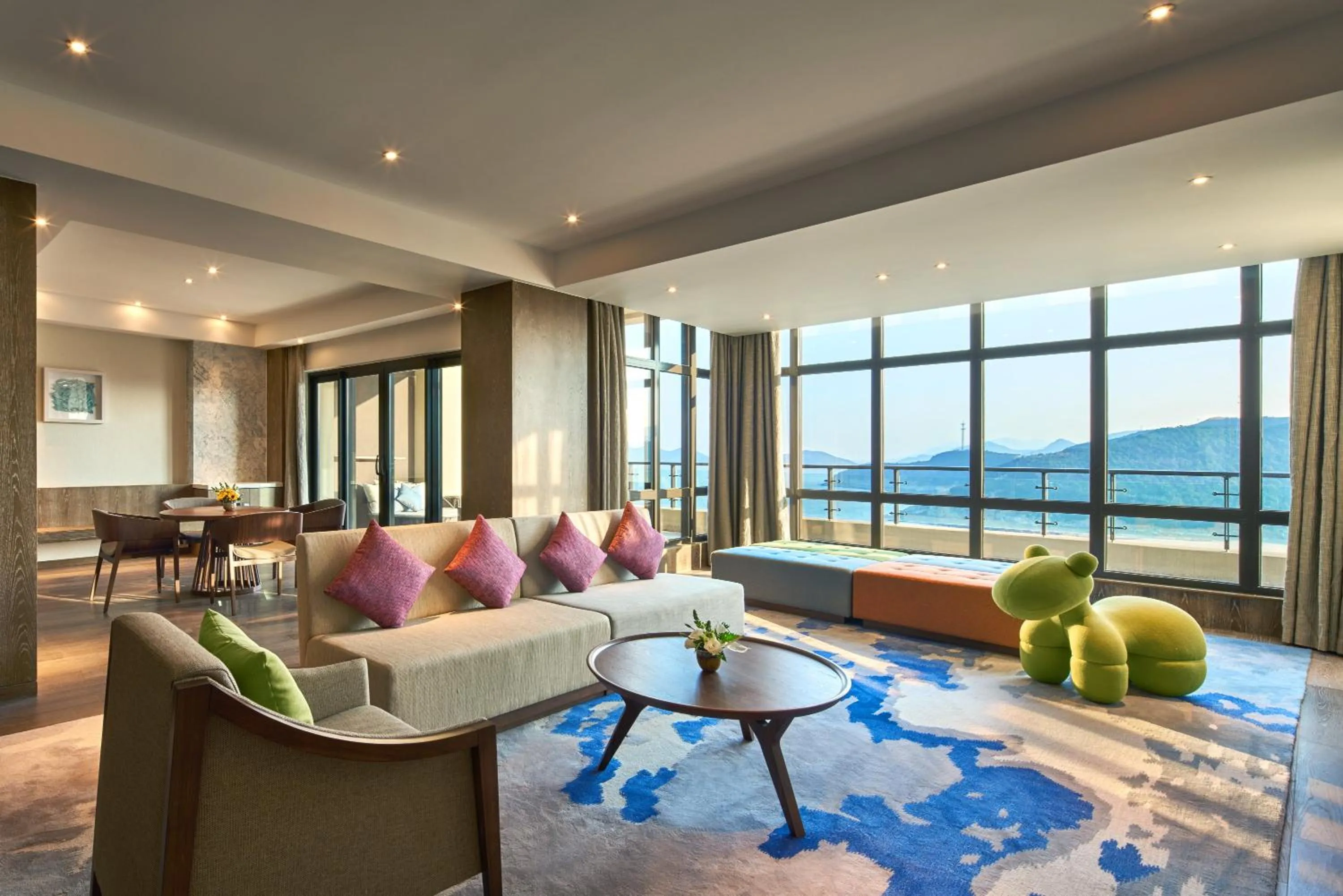 Photo of the whole room in Crowne Plaza Ningbo Xiangshan Sea View by IHG