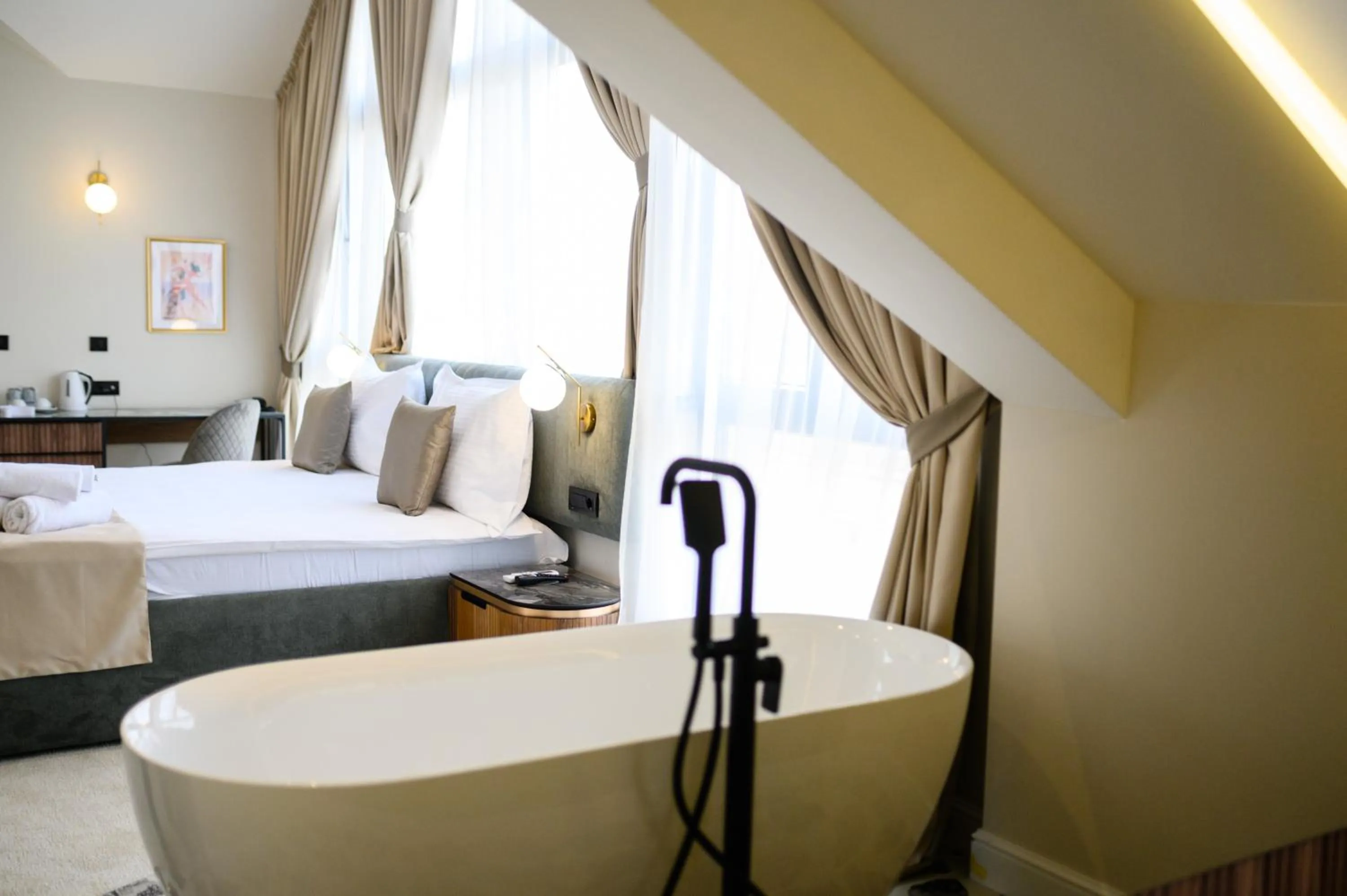 Decorative detail, Bed in Hotel Bohemian Garni - Skadarlija