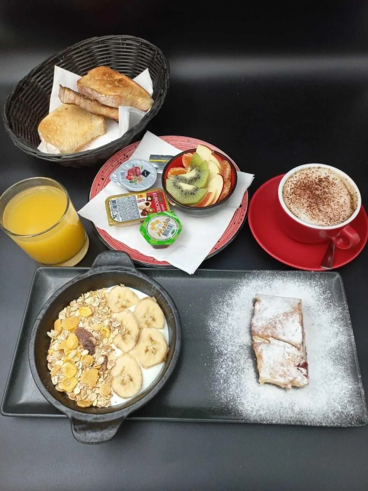 Restaurant/places to eat in Hotel Bohemian Garni - Skadarlija