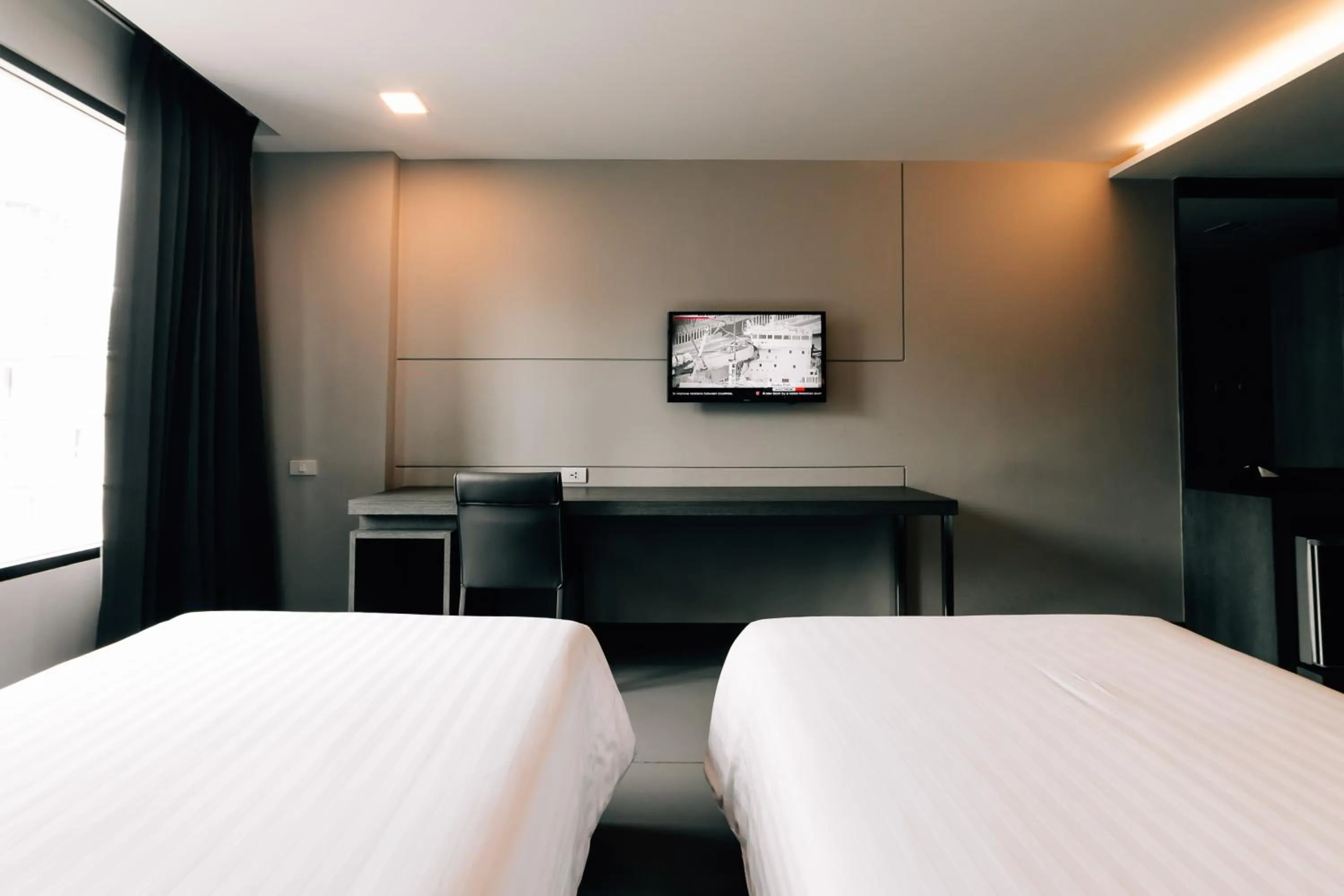 Photo of the whole room, Bed in Spenza Hotel