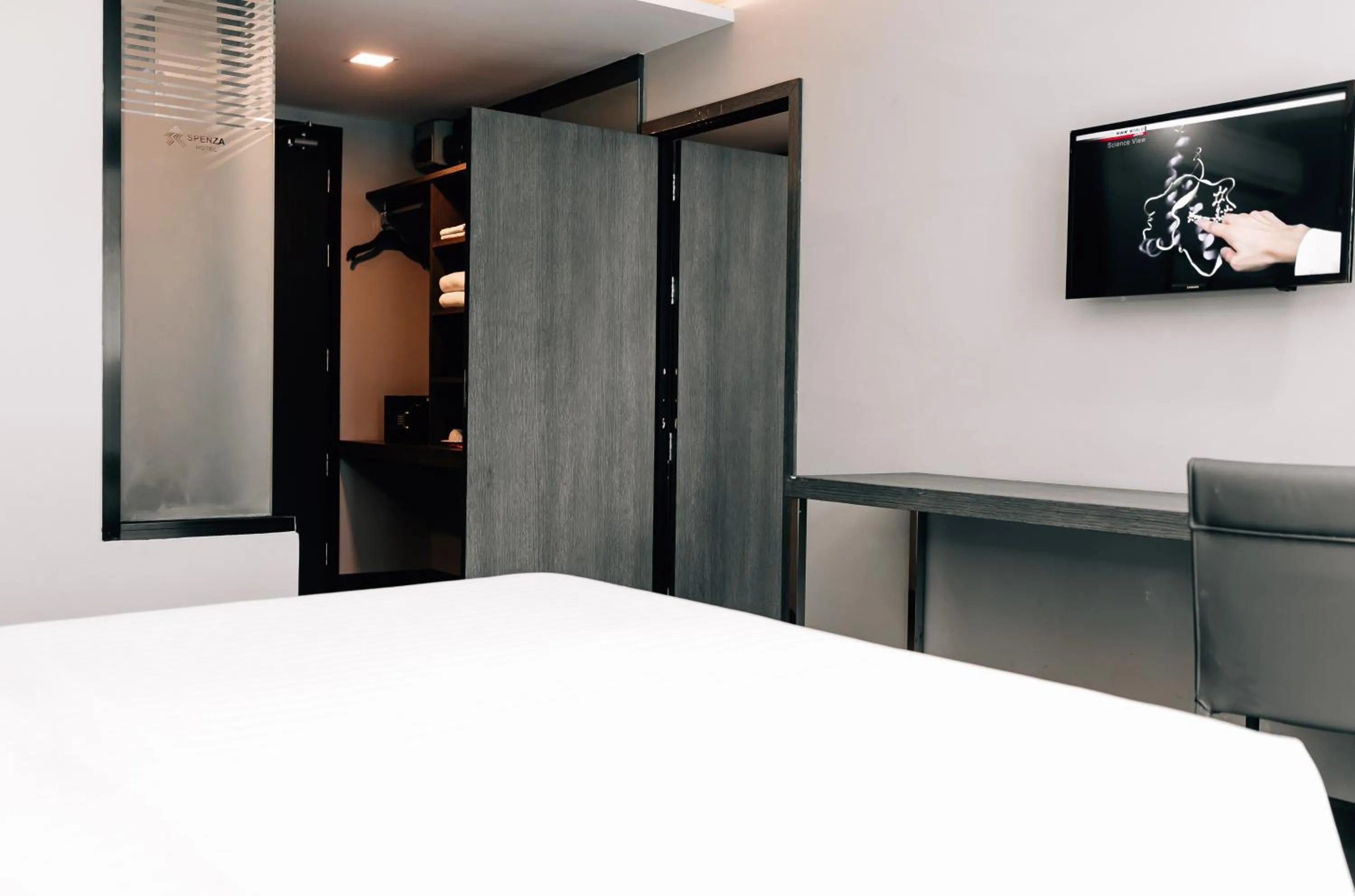 Bedroom, Bed in Spenza Hotel