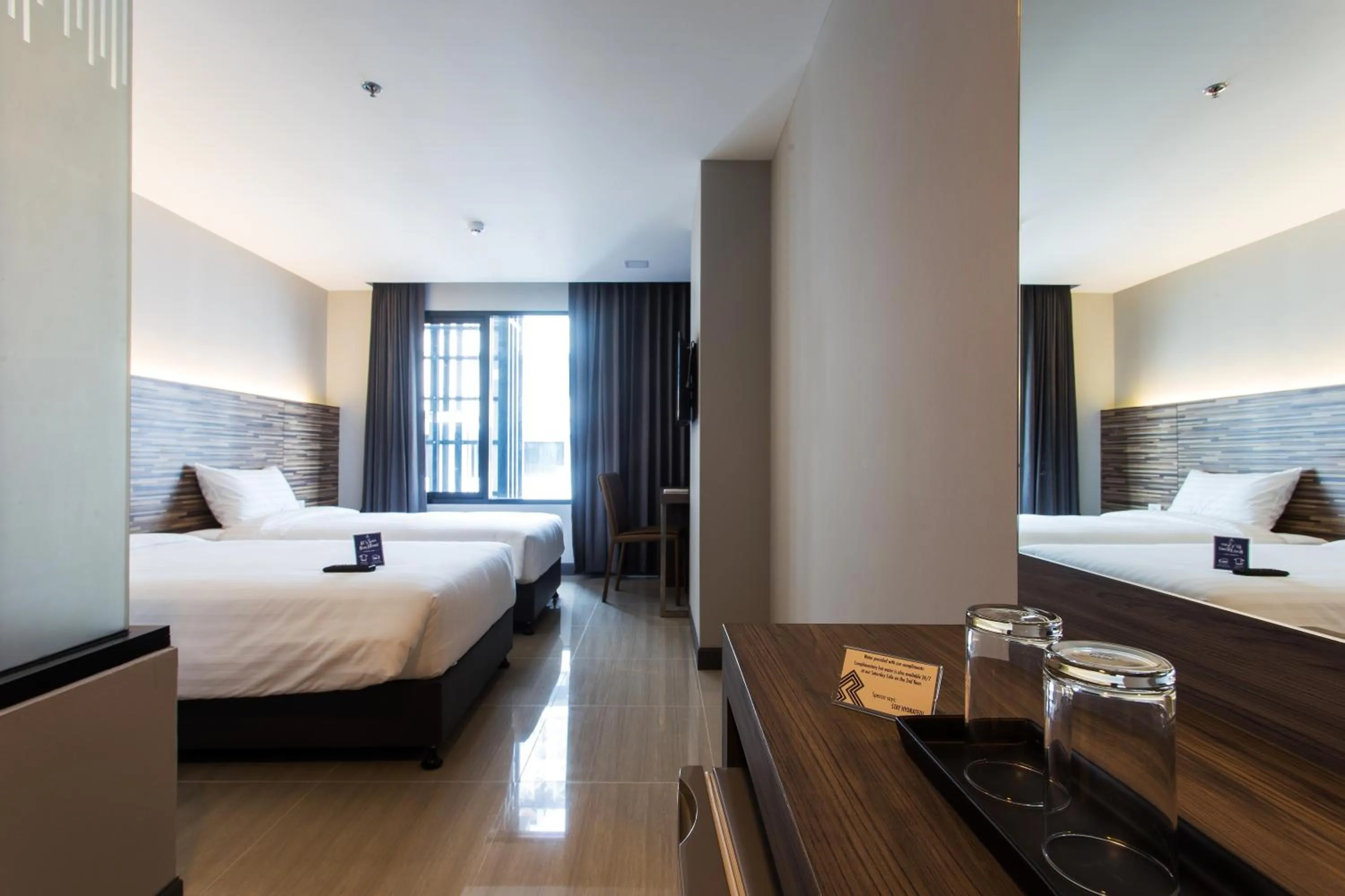 Photo of the whole room, Bed in Spenza Hotel