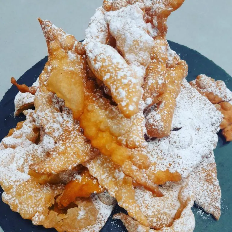 Kitchen or kitchenette in Chateau De Riverie chambres et table d'hôtes