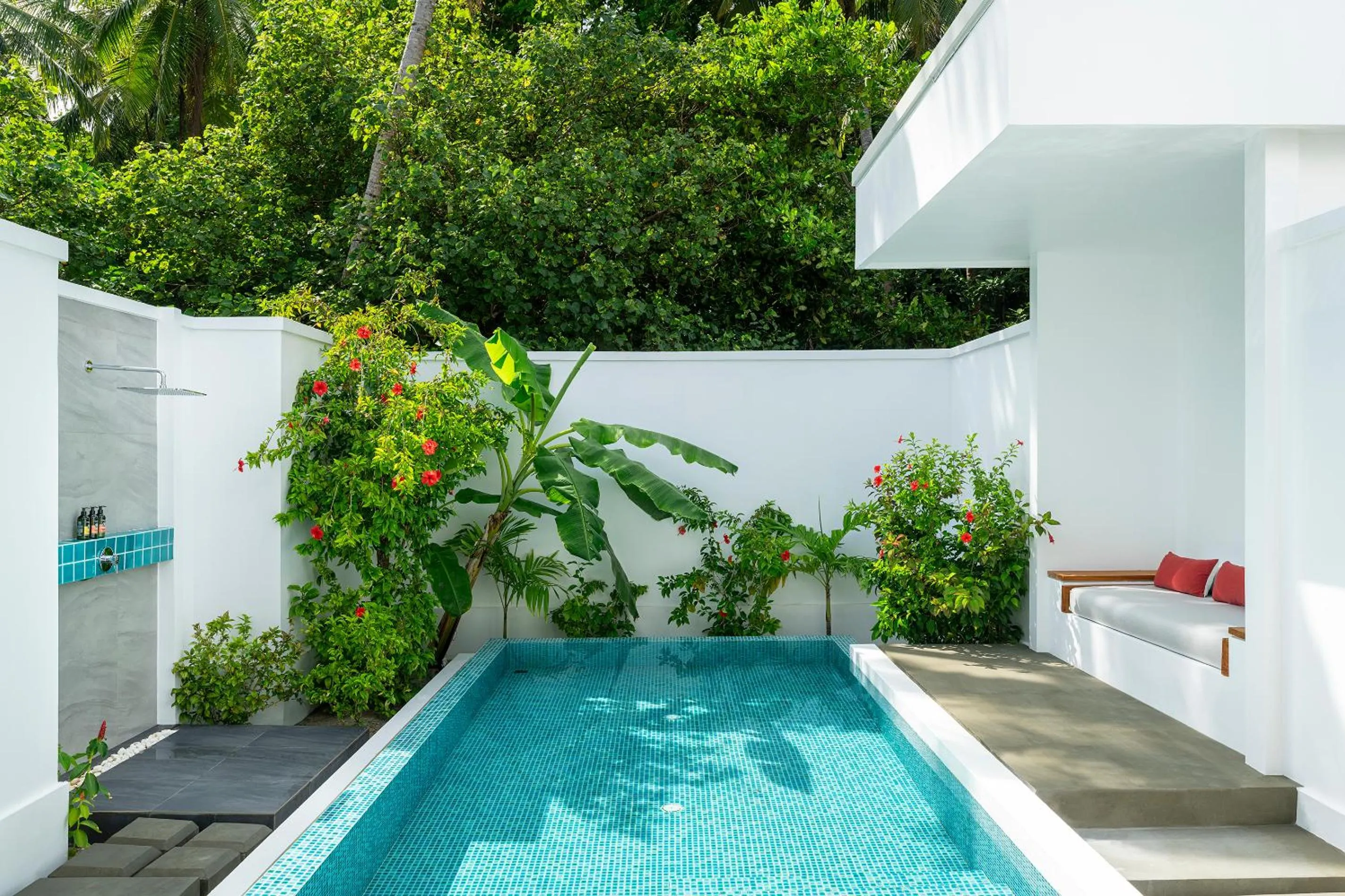 Swimming pool in Niva Dhigali Maldives - A Premium All-Inclusive Resort