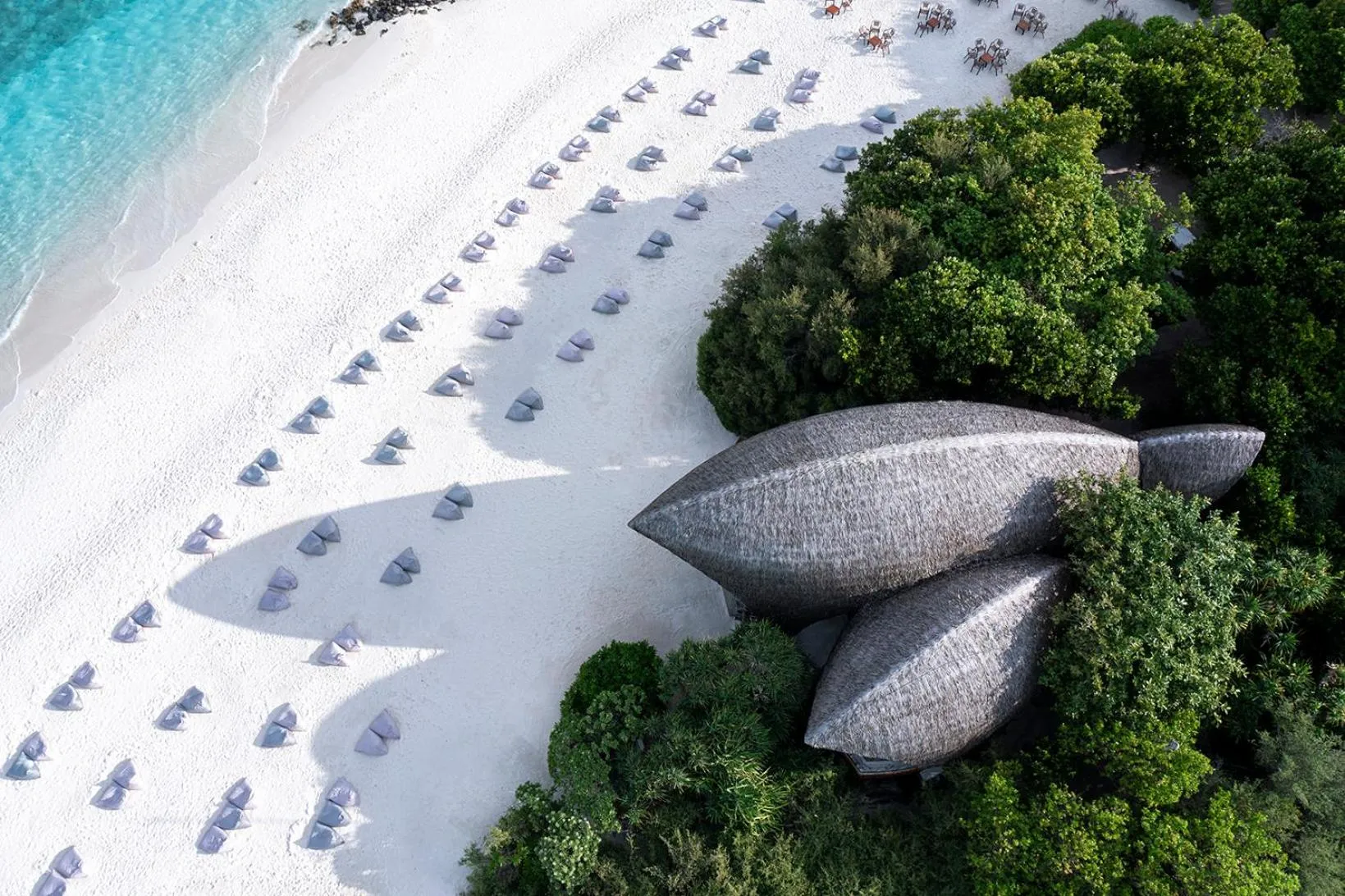 Beach in Niva Dhigali Maldives - A Premium All-Inclusive Resort