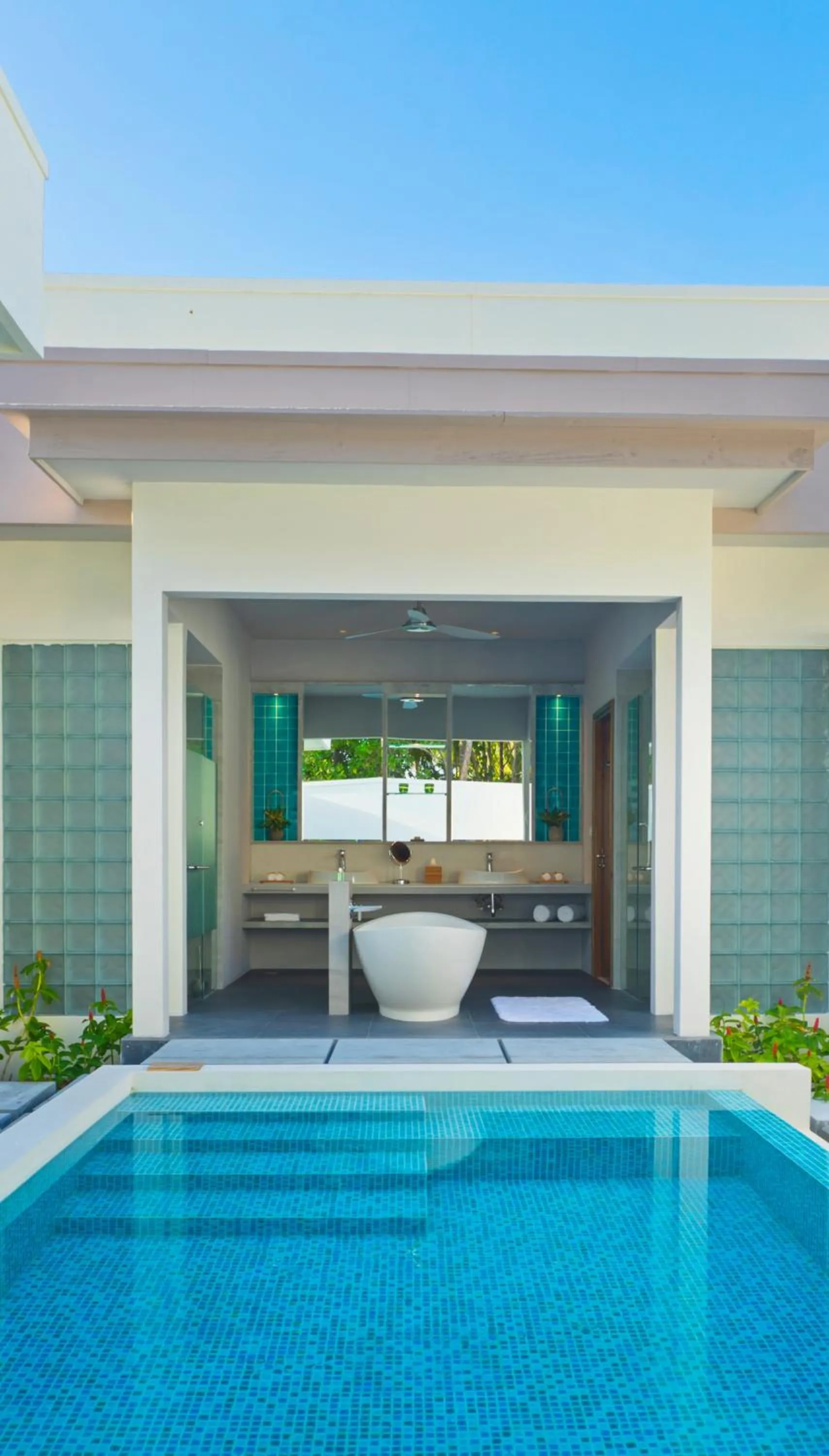 Bathroom in Niva Dhigali Maldives - A Premium All-Inclusive Resort