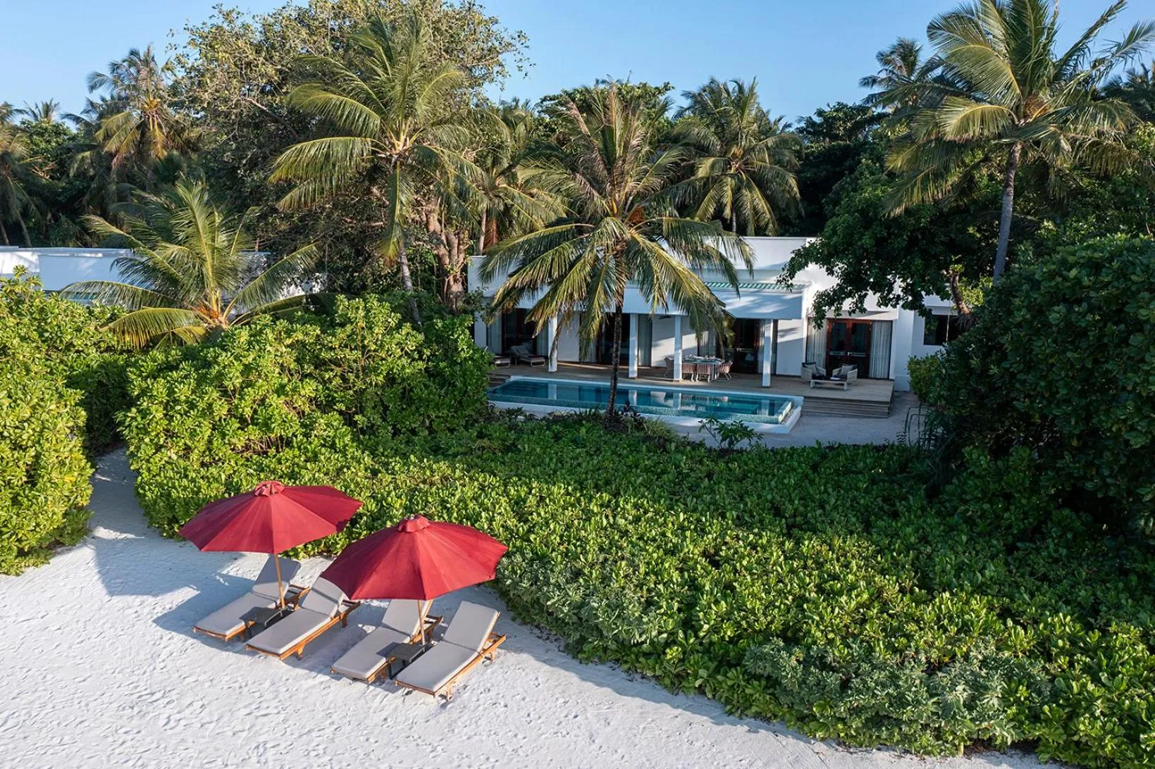 Day in Niva Dhigali Maldives - A Premium All-Inclusive Resort
