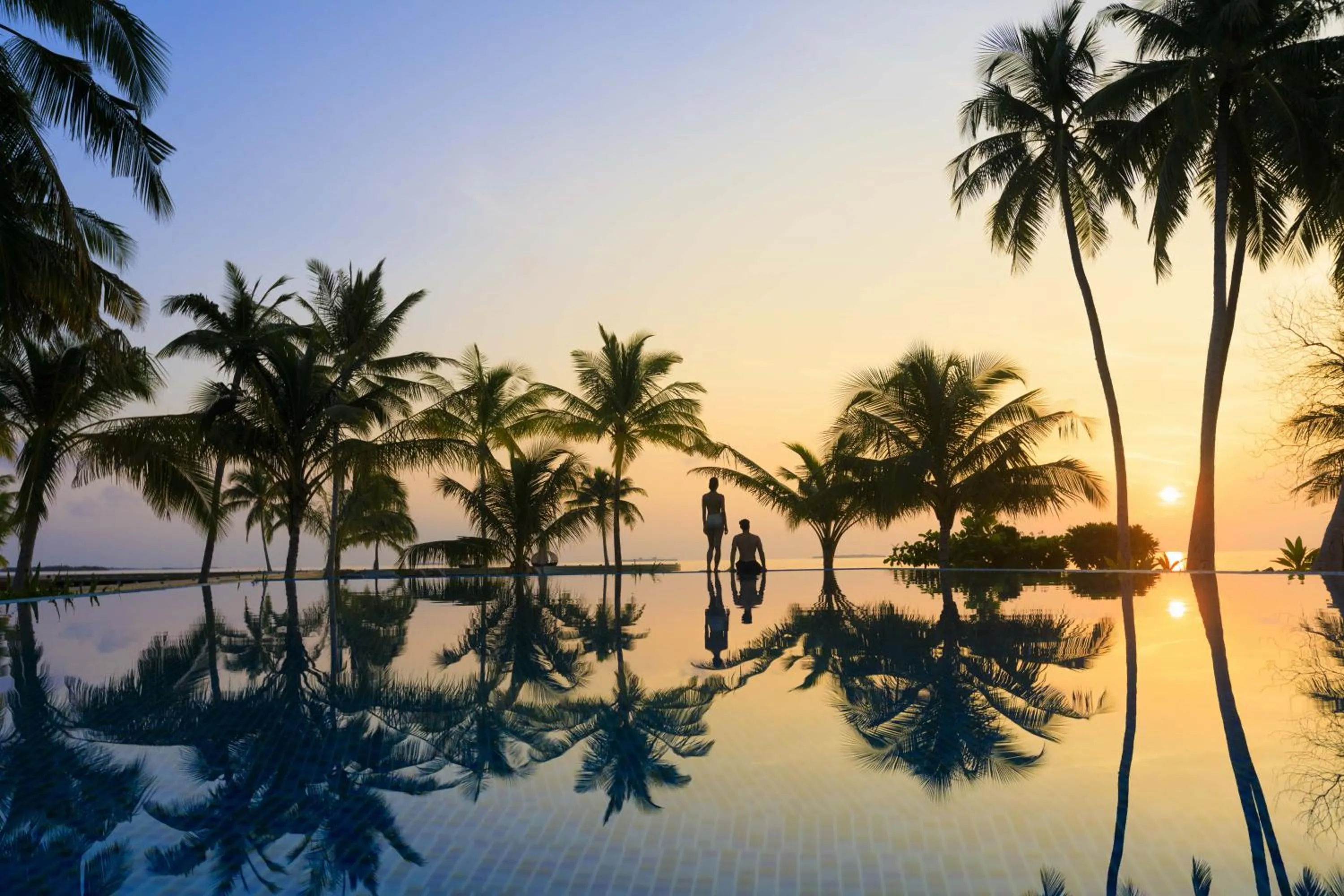 Swimming pool in Niva Dhigali Maldives - A Premium All-Inclusive Resort