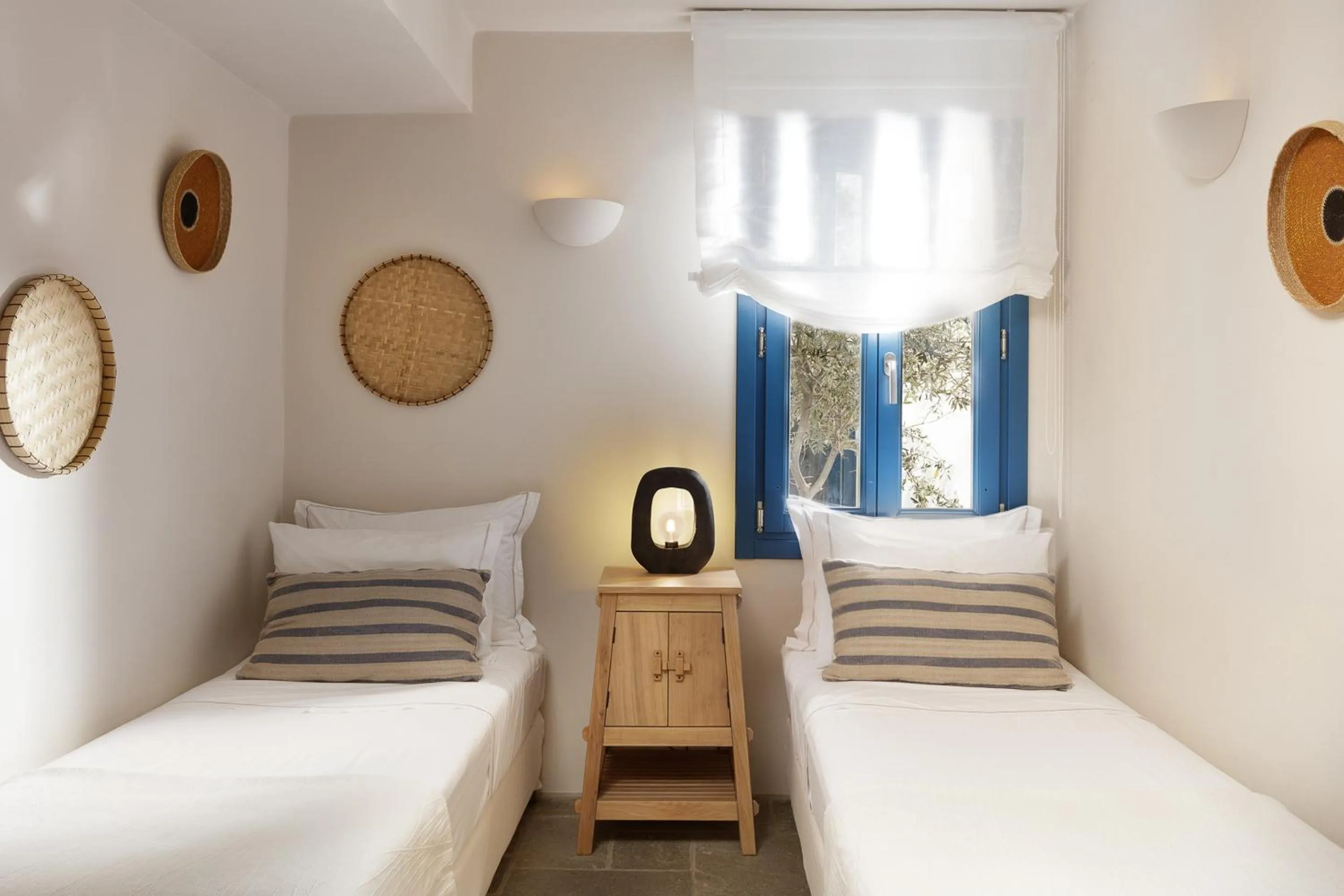 Bed in Sifnos House - Rooms and SPA