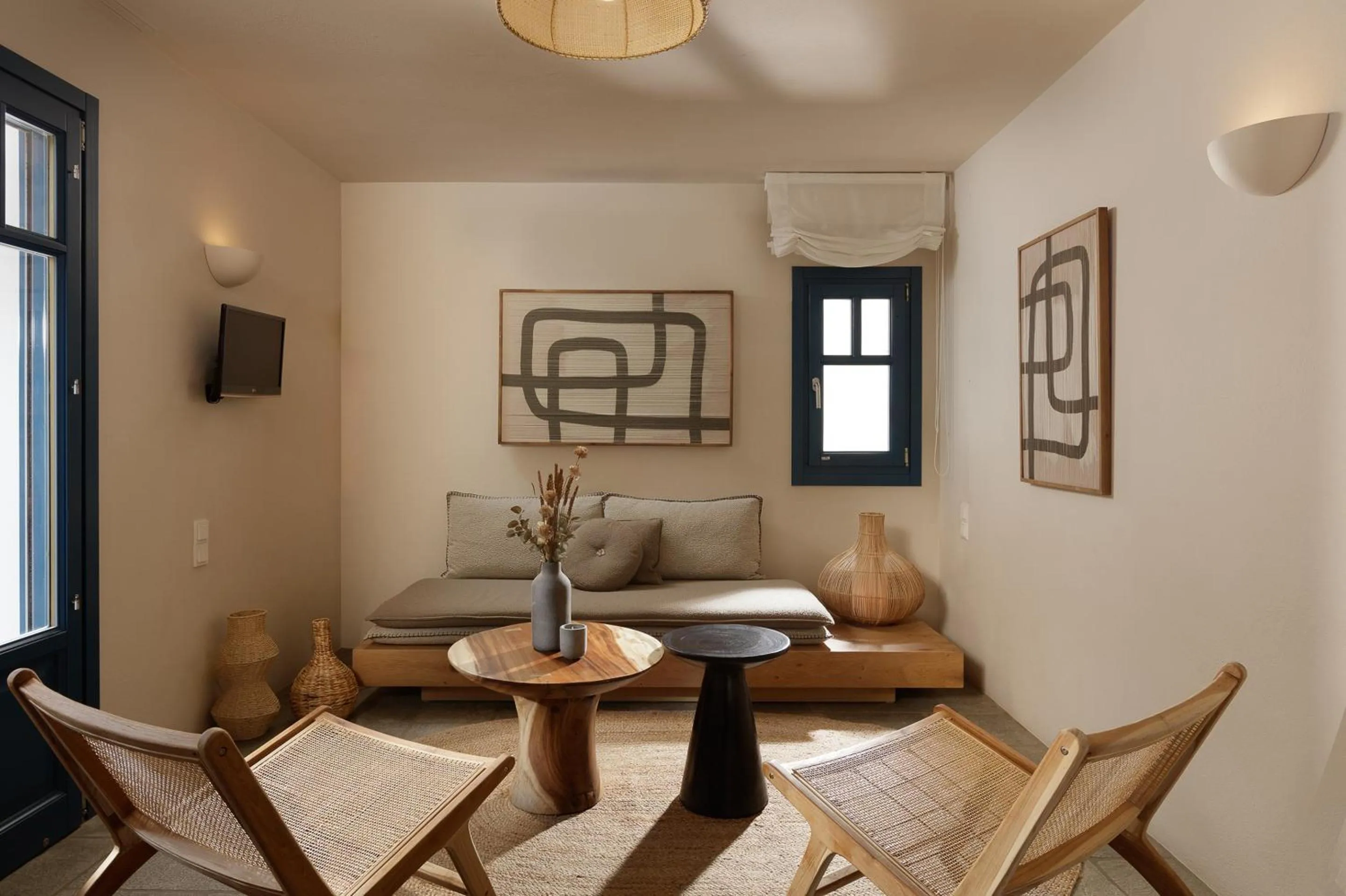 Decorative detail in Sifnos House - Rooms and SPA