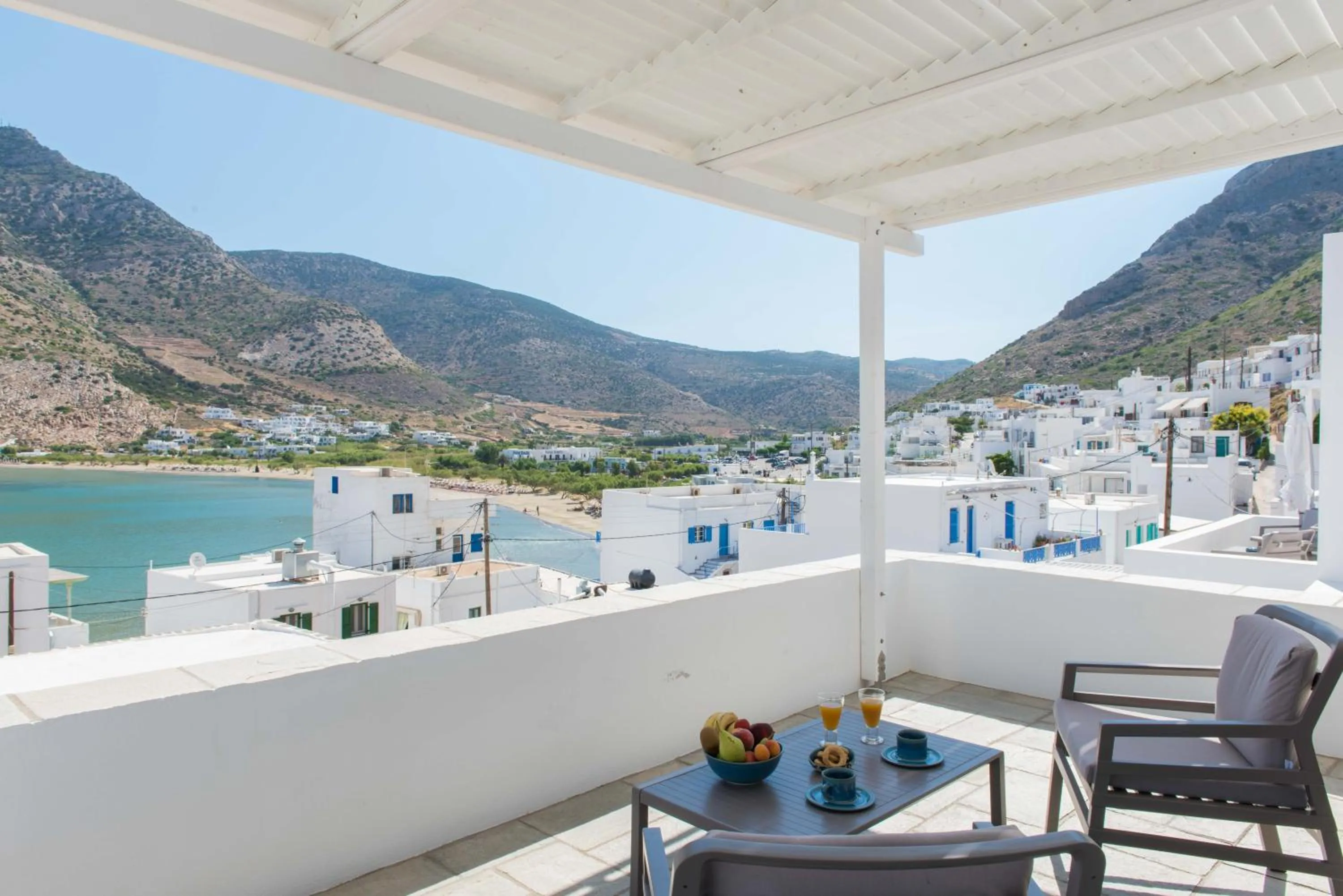Balcony/Terrace in Sifnos House - Rooms and SPA
