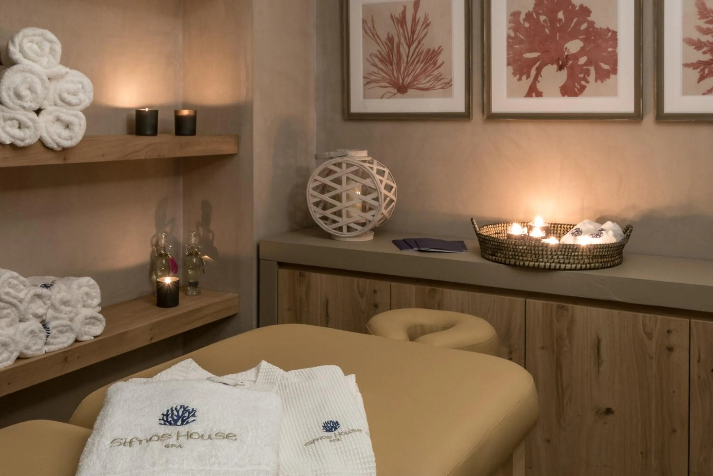 Massage in Sifnos House - Rooms and SPA