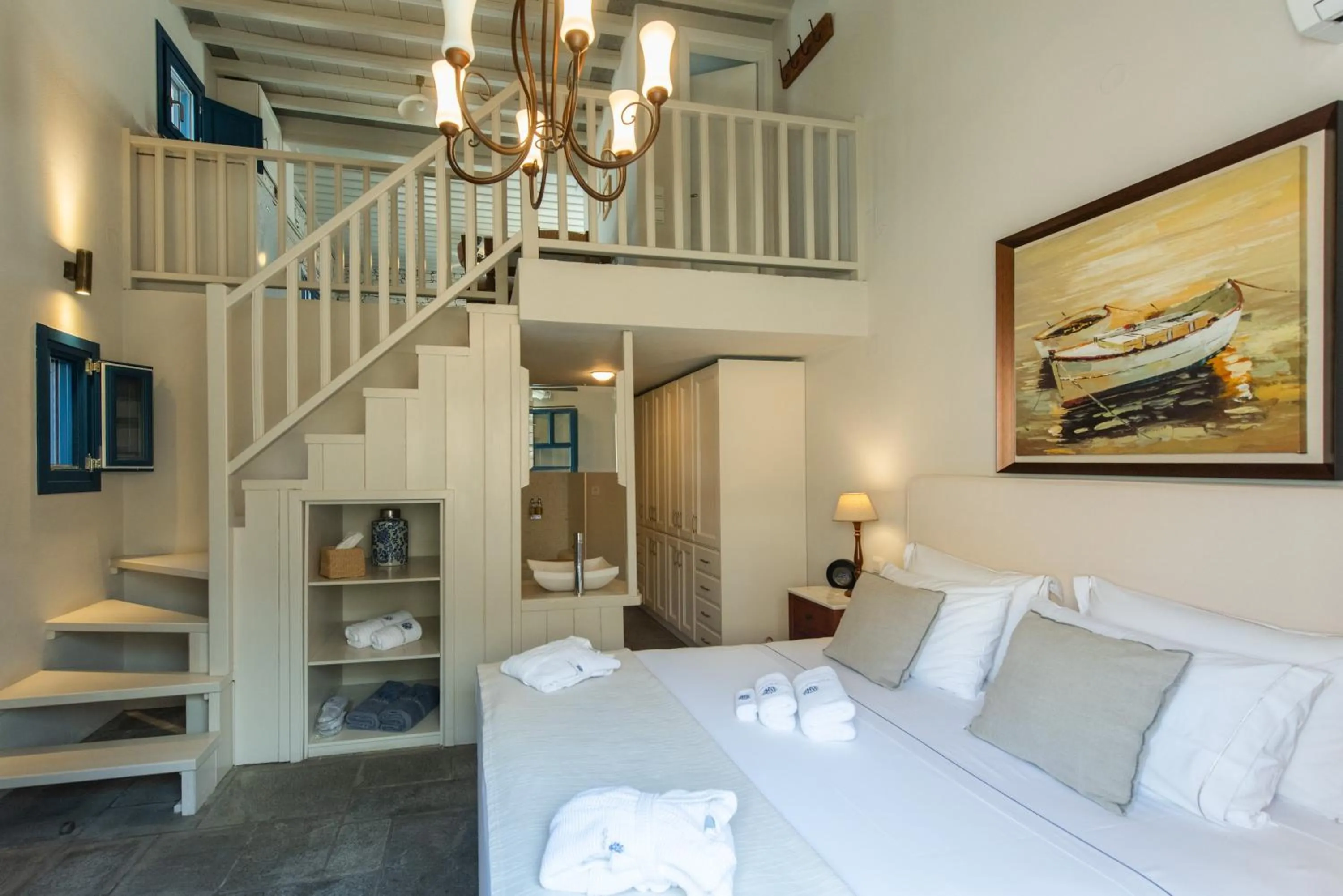 Bed in Sifnos House - Rooms and SPA