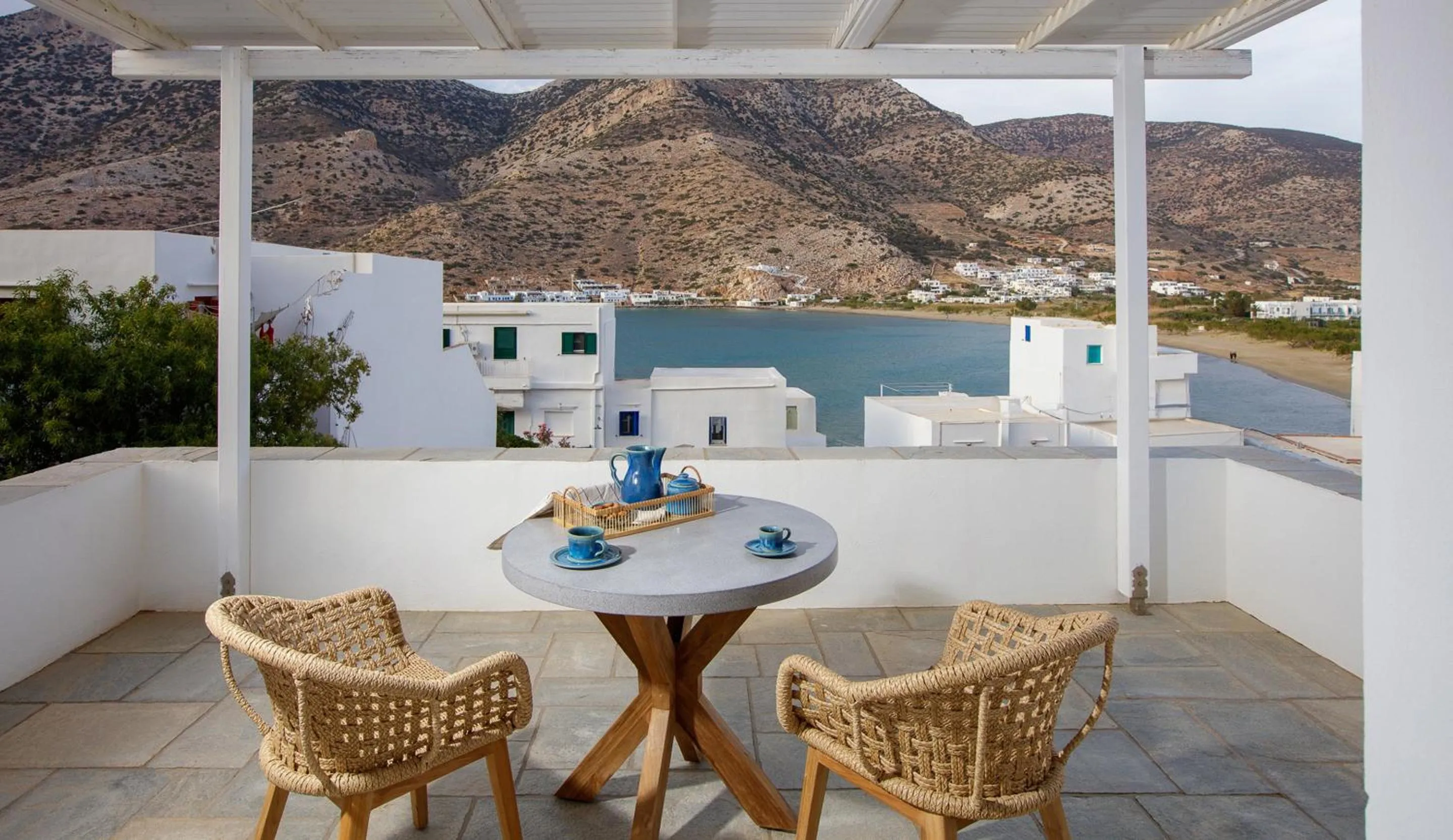 Balcony/Terrace in Sifnos House - Rooms and SPA