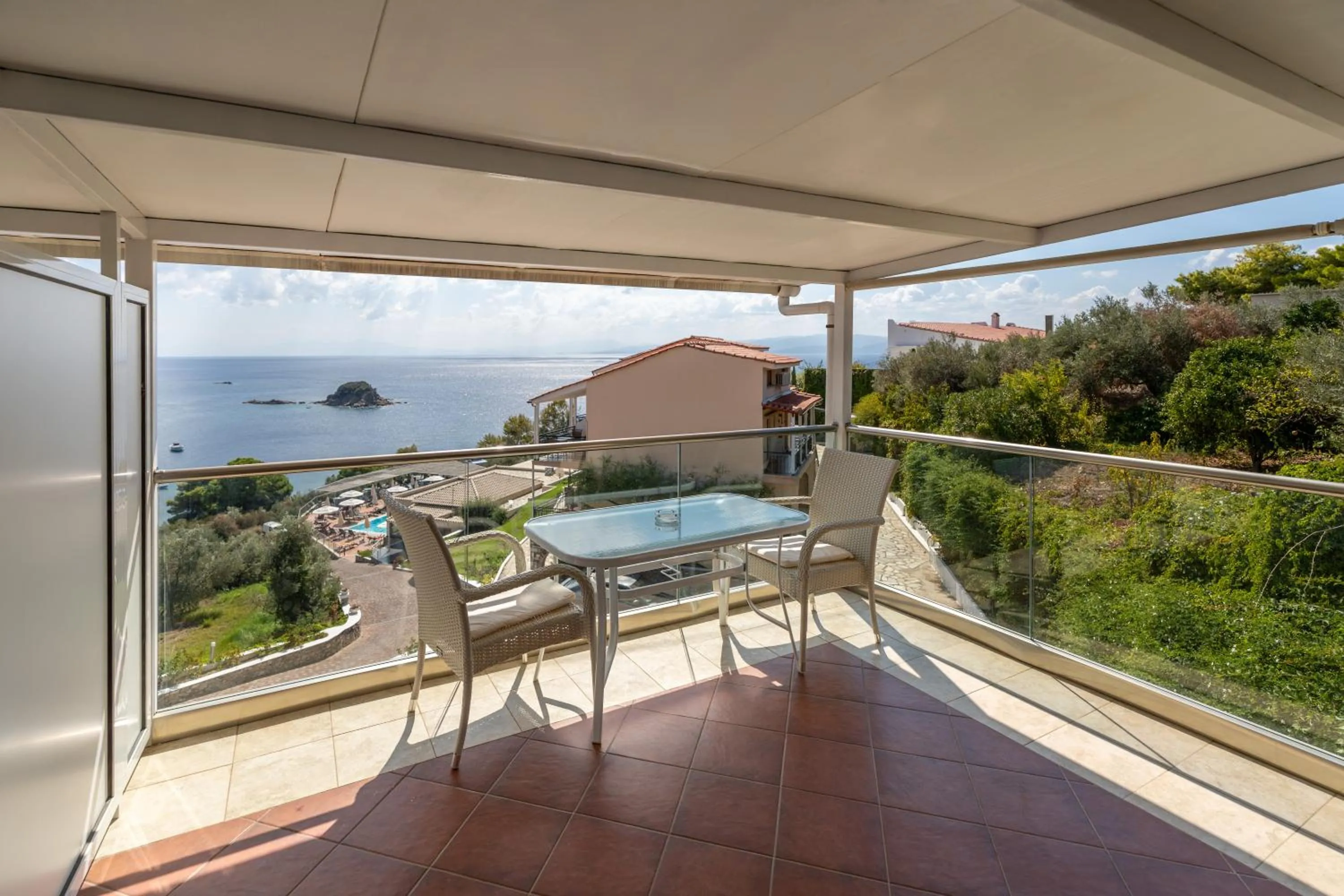 Balcony/Terrace in La Luna Hotel