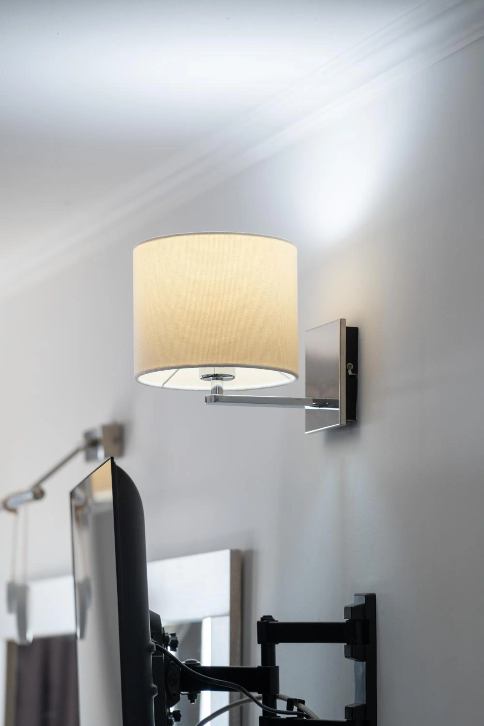 TV and multimedia in La Luna Hotel