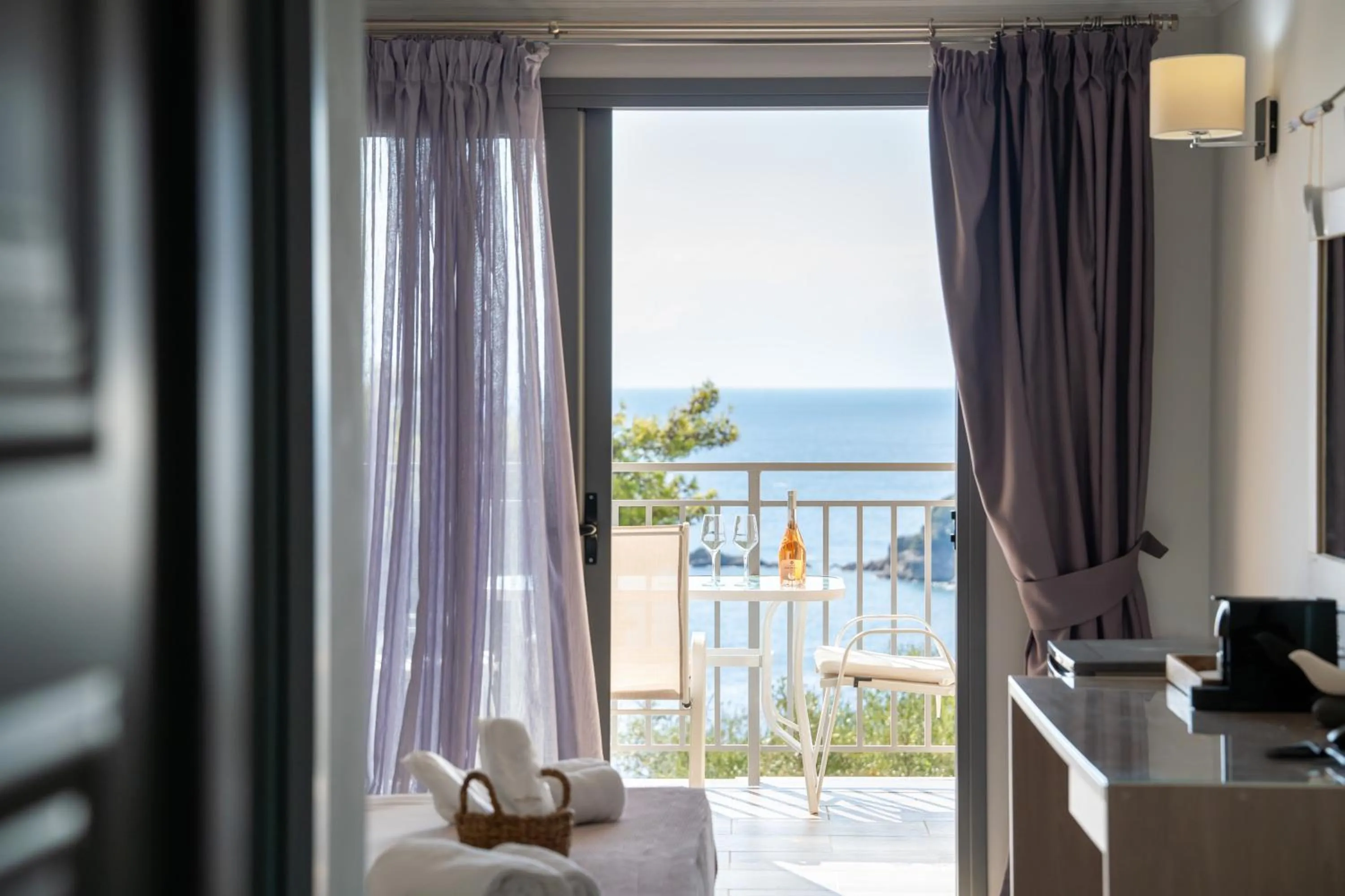 Balcony/Terrace in La Luna Hotel