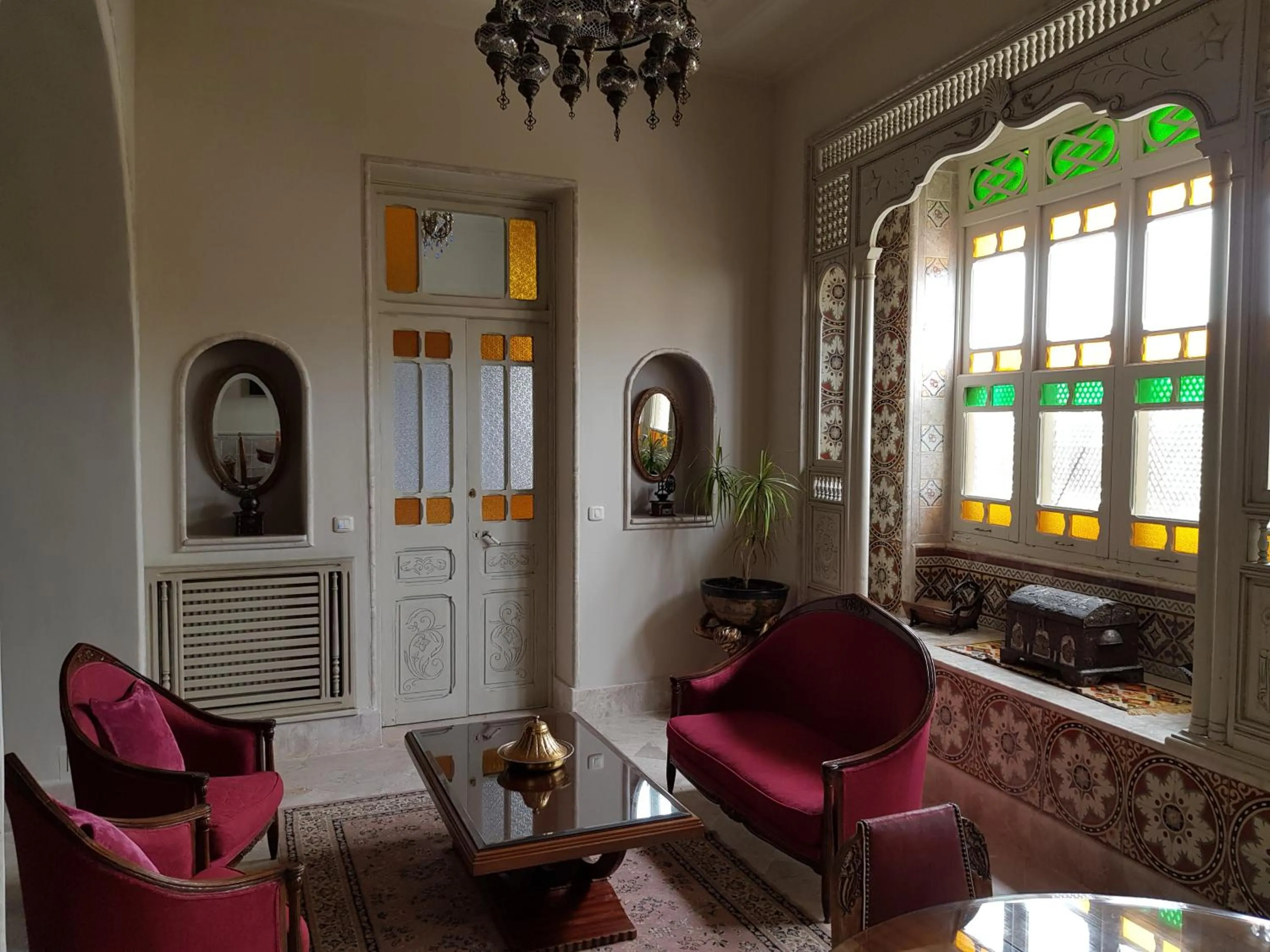 Communal lounge/ TV room in Maison d'Hôtes Dar Ennassim