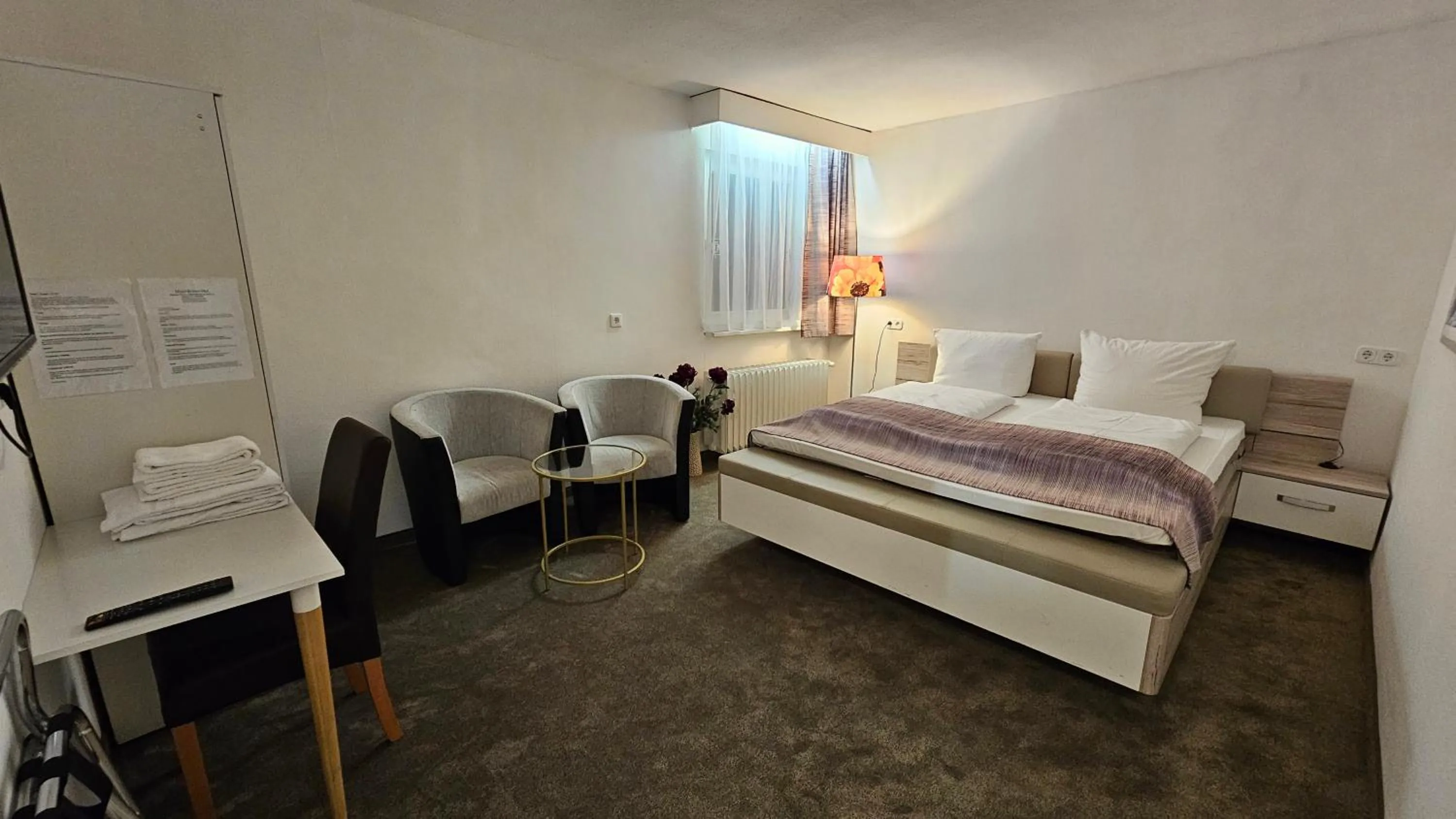 Bed in Hotel Kölner Hof