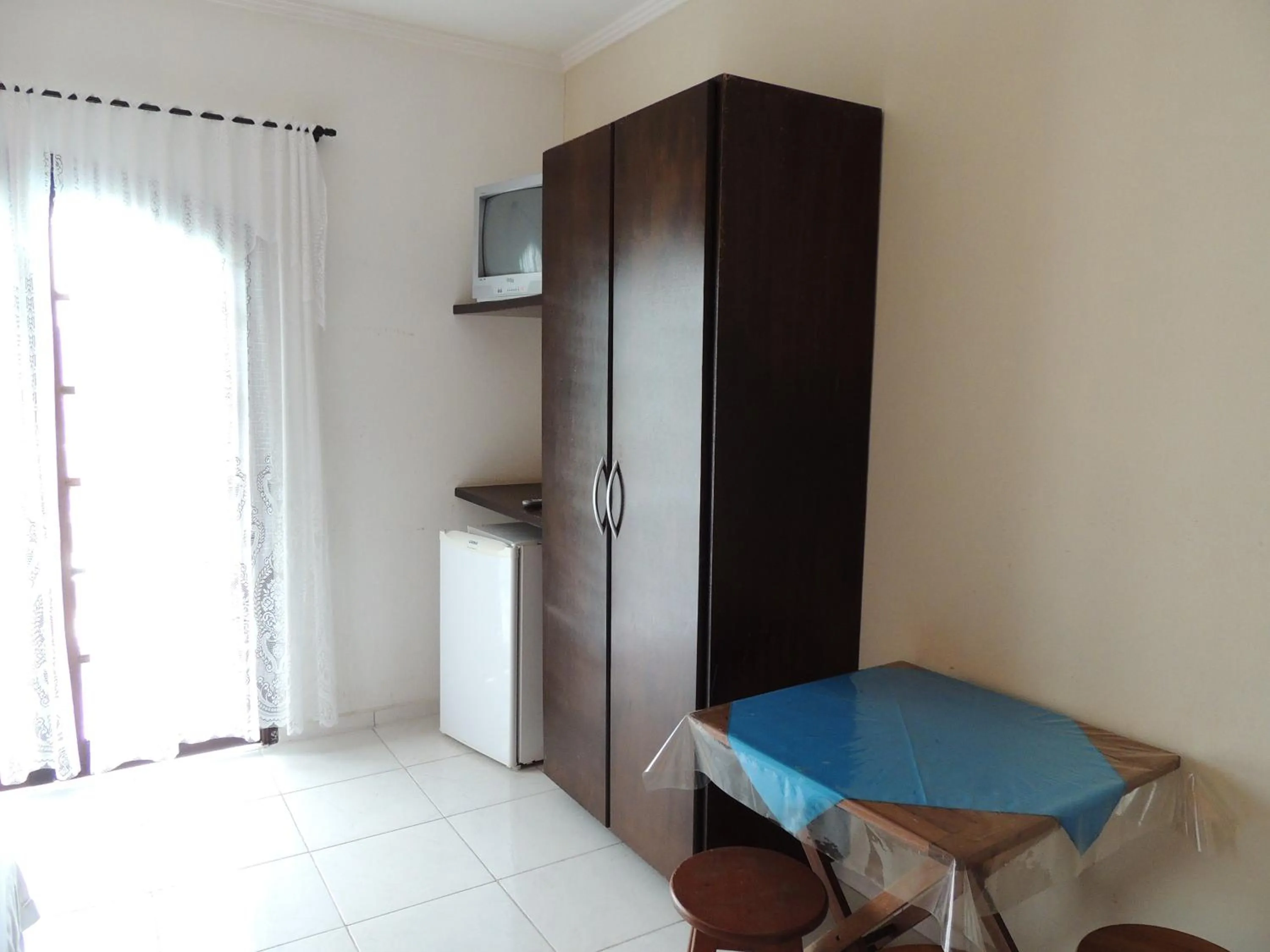 Photo of the whole room in Marencanto Pousada