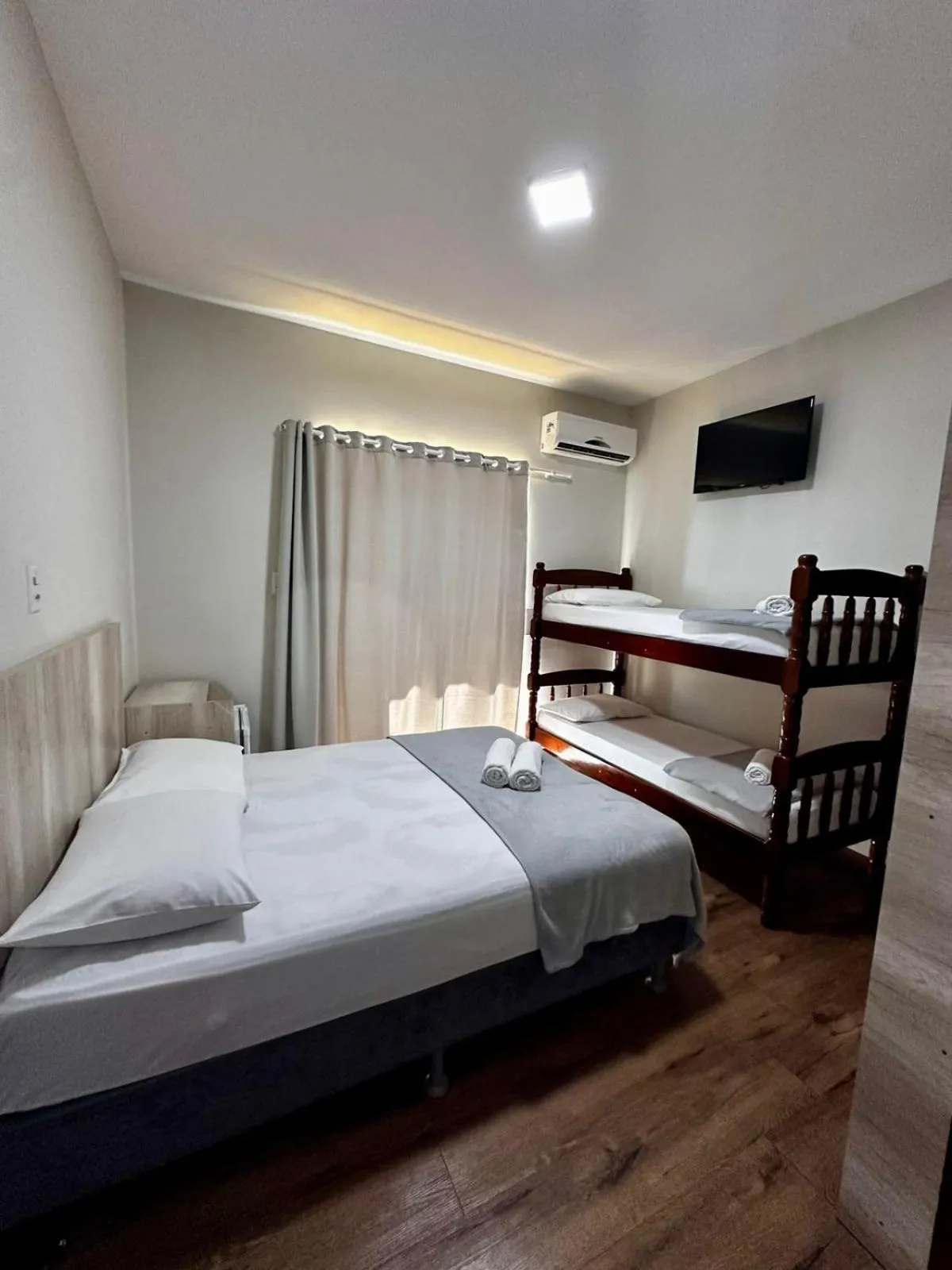 Bedroom, Bed in Pousada Recanto das Cores