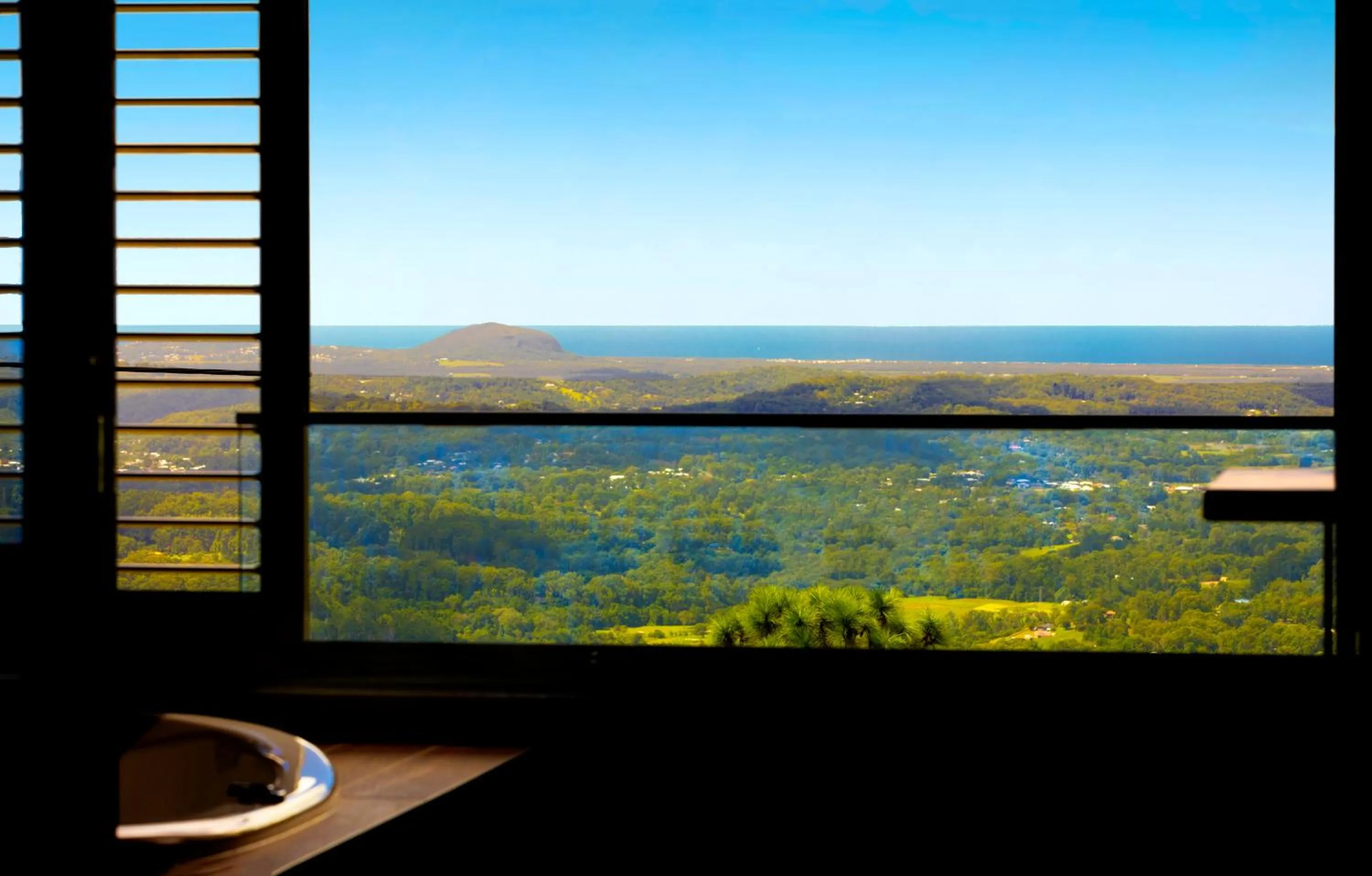 Sea view in Altitude On Montville