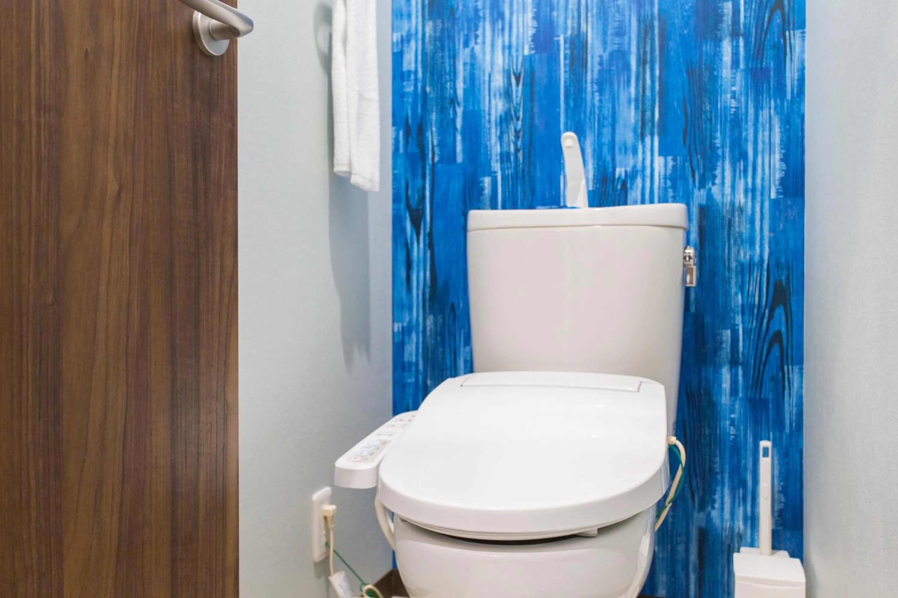 Toilet in Rokuhara Inn