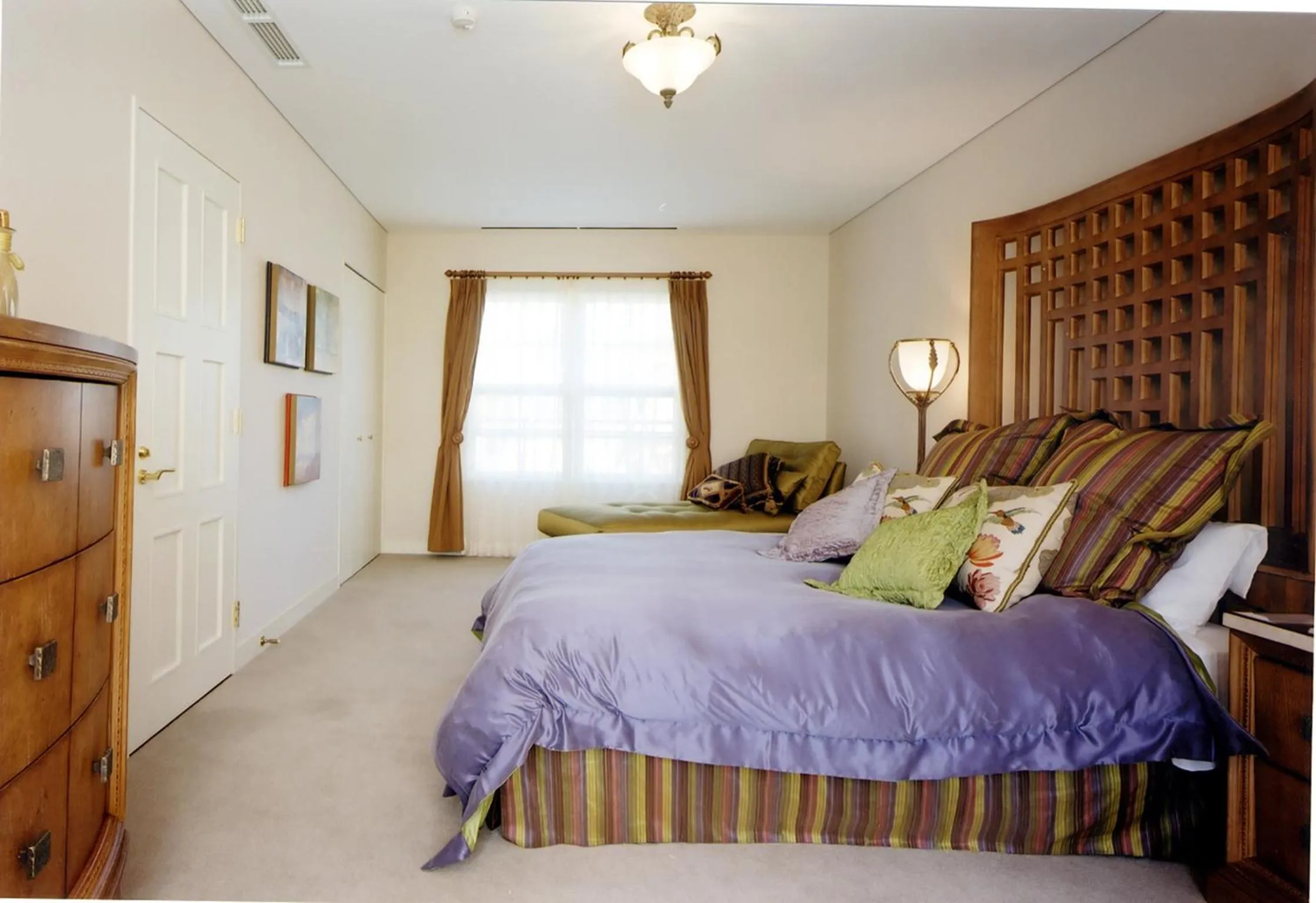 Bed in Forest Hills Garden