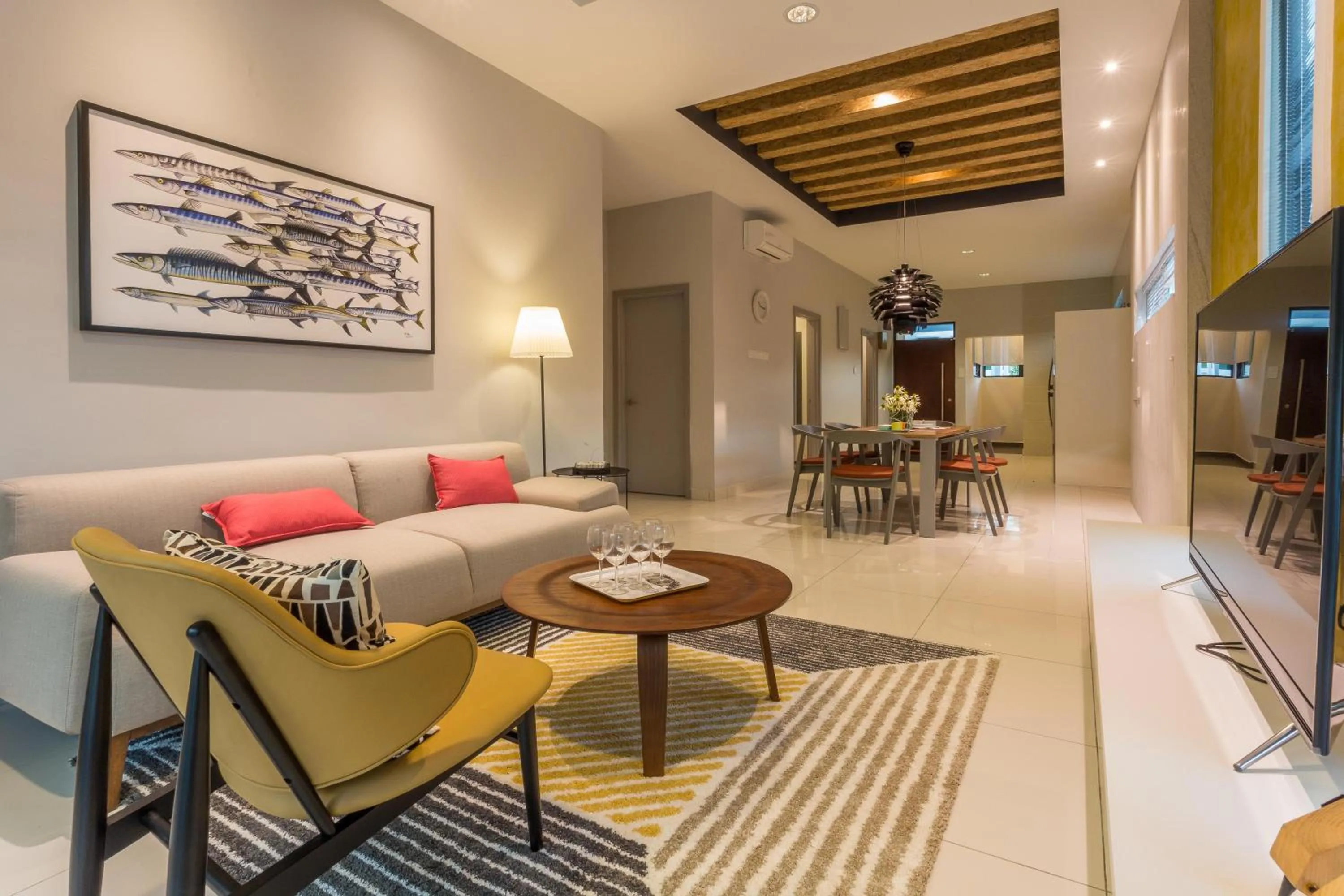 Dining area in Meru Suites at Meru Valley Resort