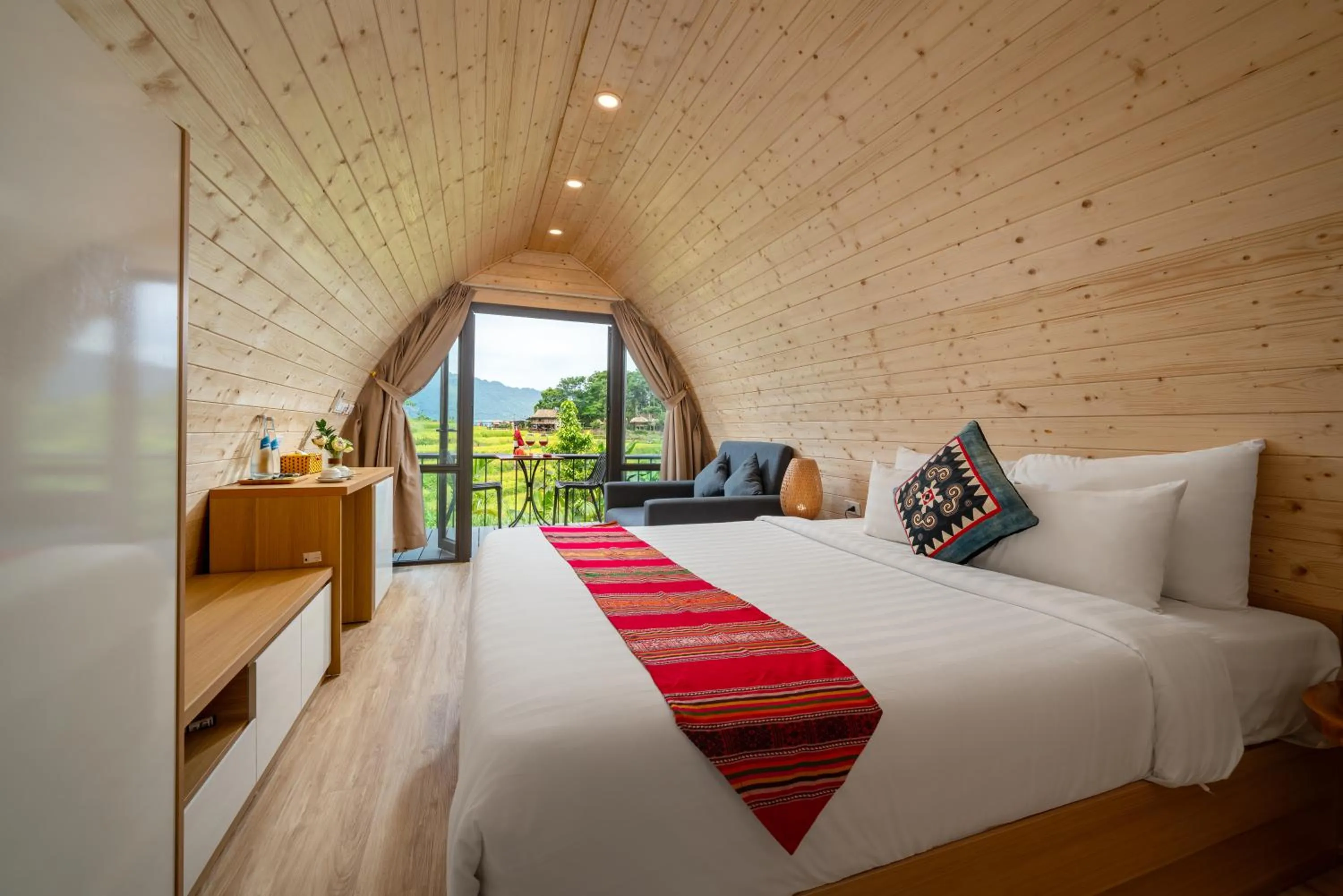 Bed in Puluong Retreat