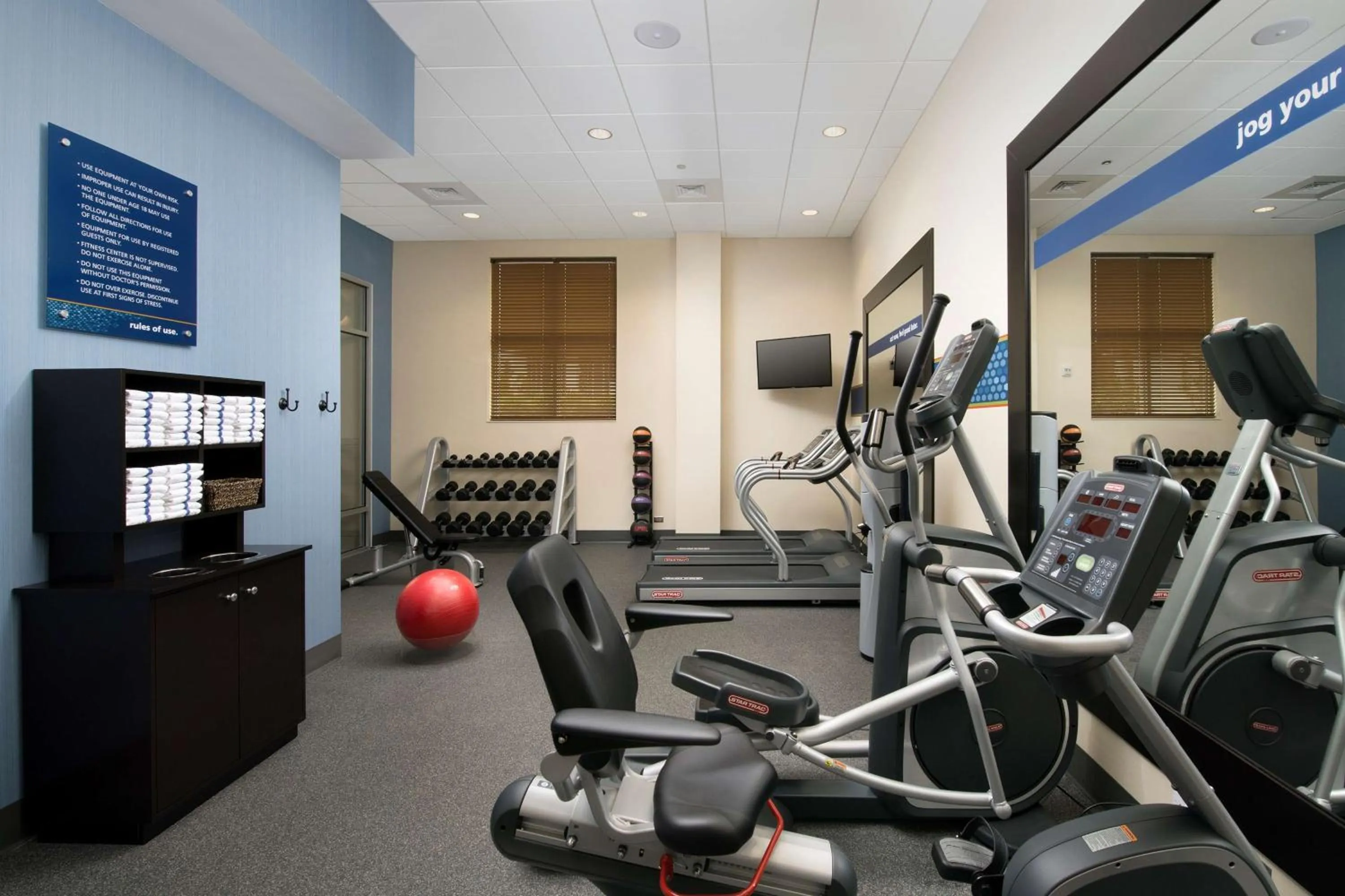 Fitness centre/facilities in Hampton Inn Wilmington Downtown