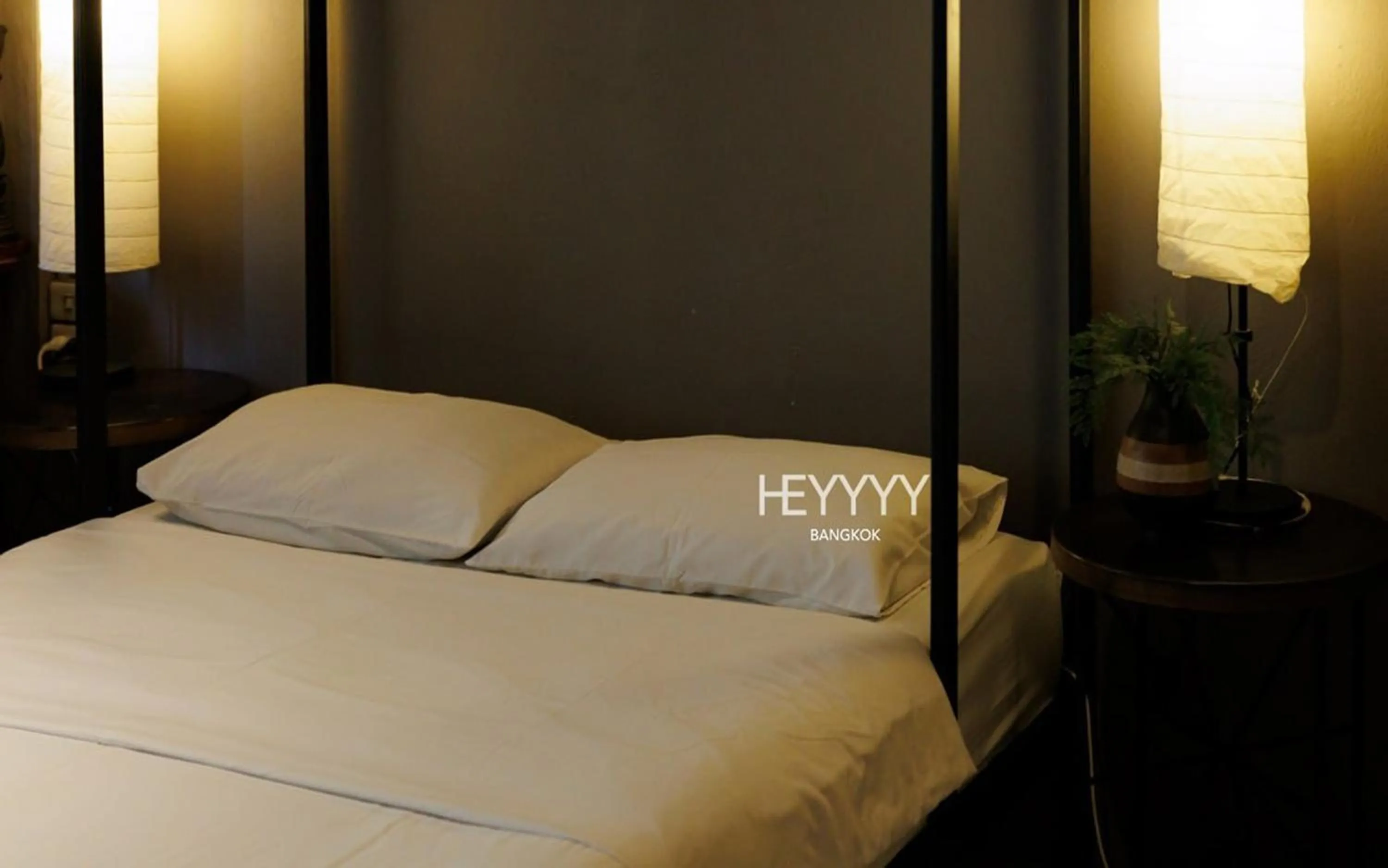 Bed in Heyyyy Bangkok