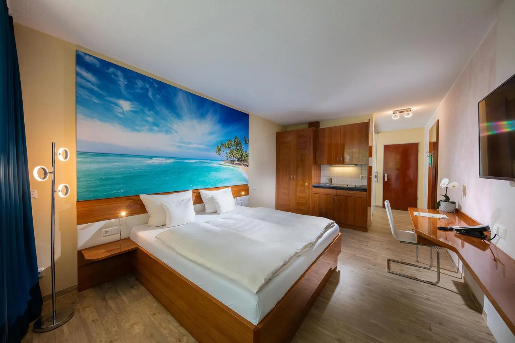 Photo of the whole room, Bed in Victory Gästehaus Therme Erding