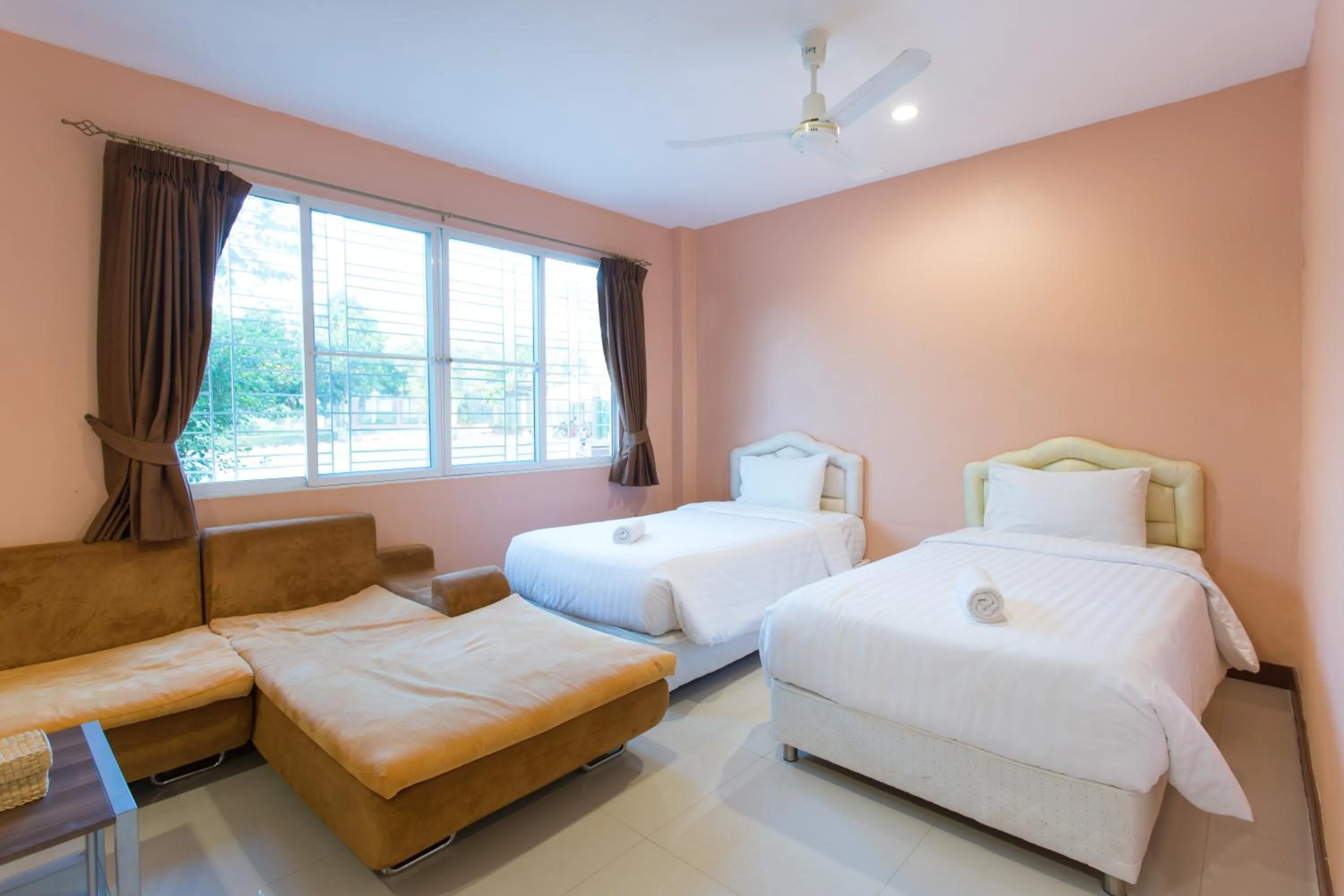 Bed in Grandsiri Resort KhaoYai