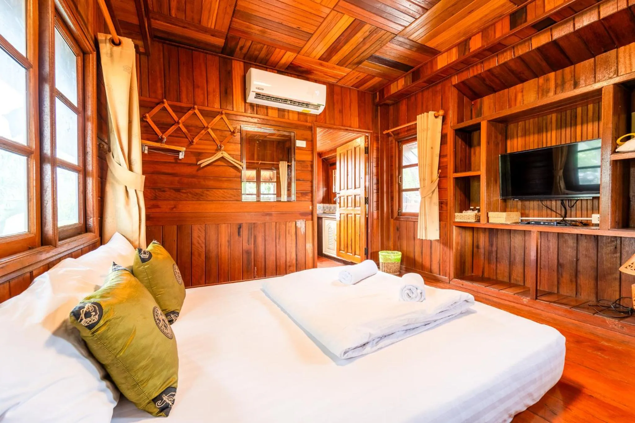 Bed in Grandsiri Resort KhaoYai